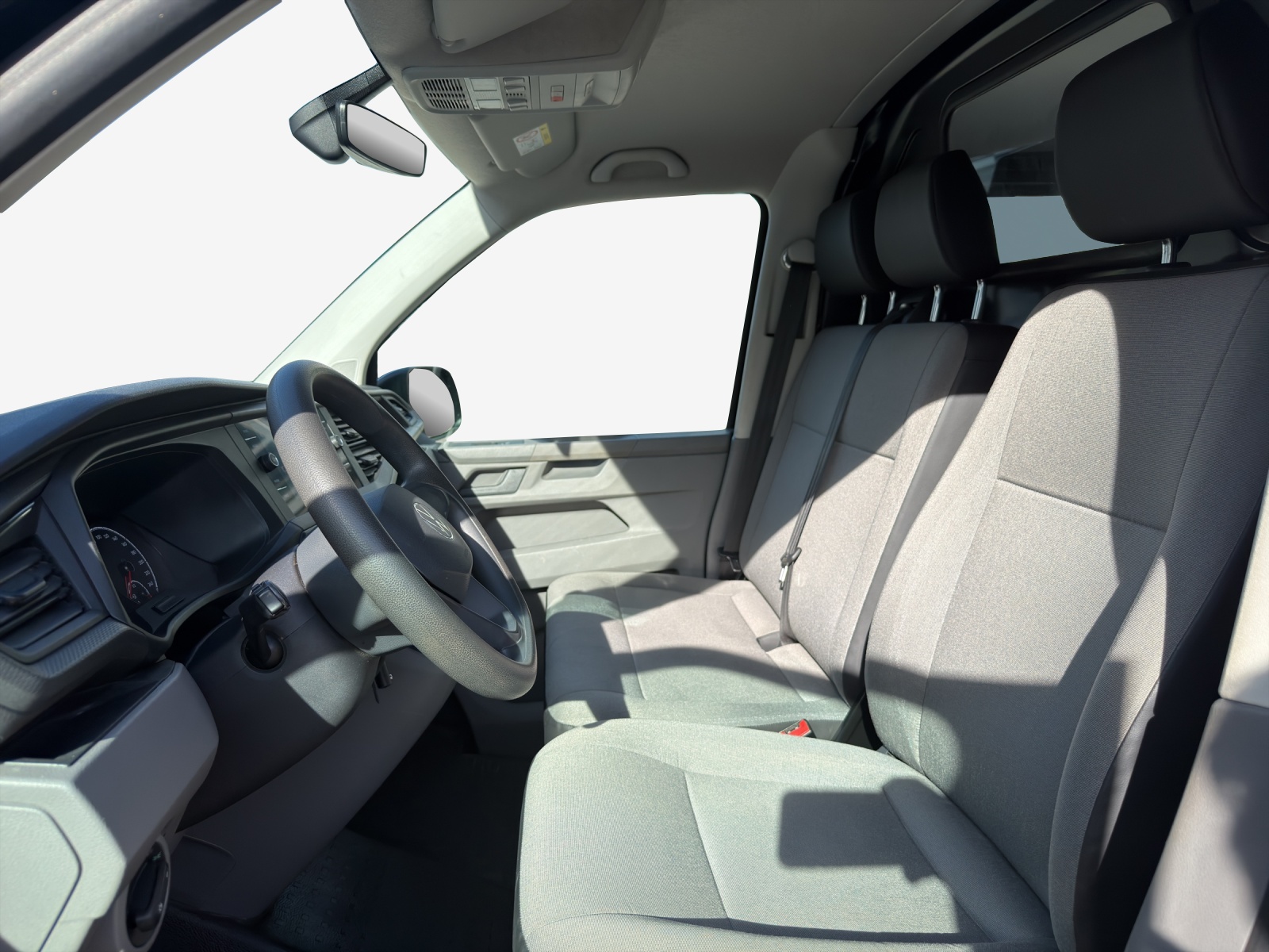 VW T6.1 2.0 TDI DSG-image-7