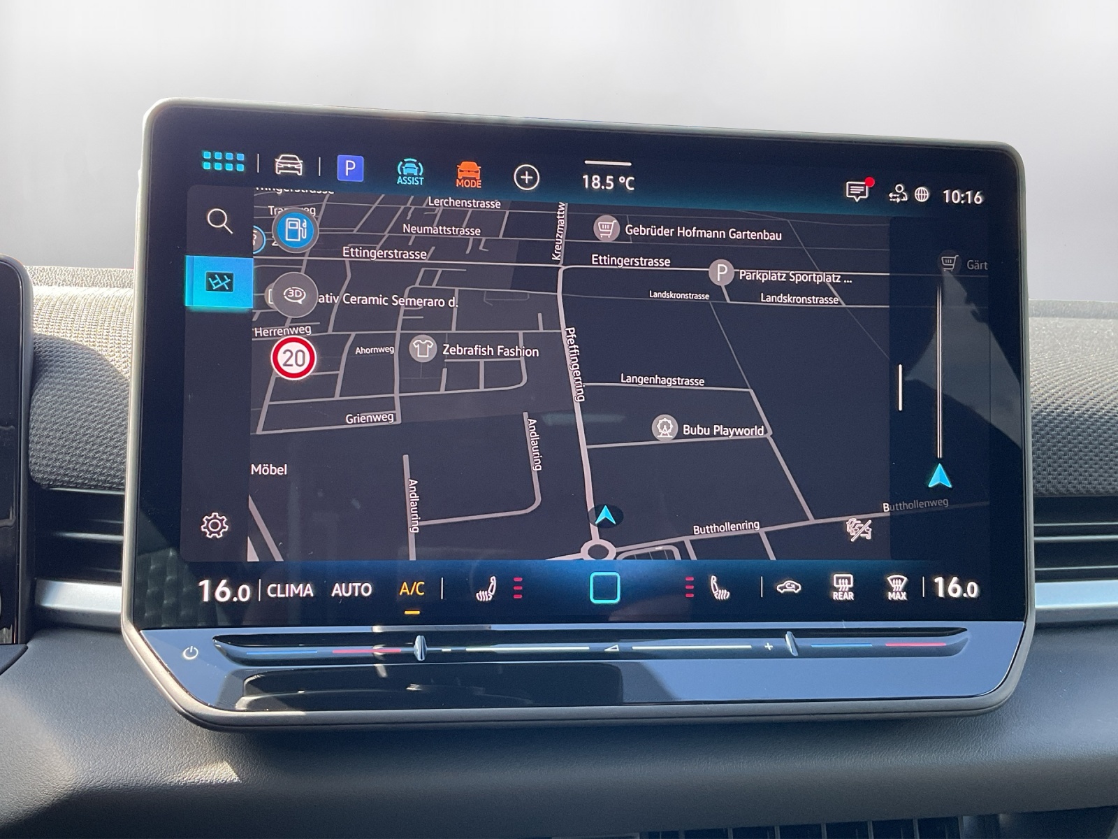 VW T-Roc 1.5 eTSI mHEV R-Line DSG-image-8