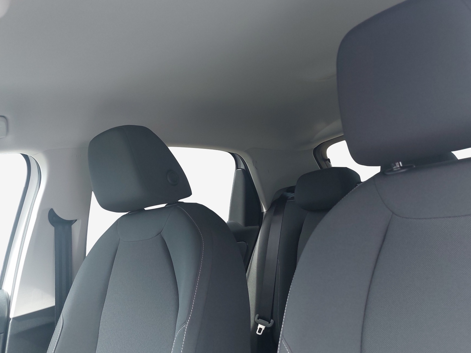 VW ID.Polo 52 kWh Life Edition One-image-15