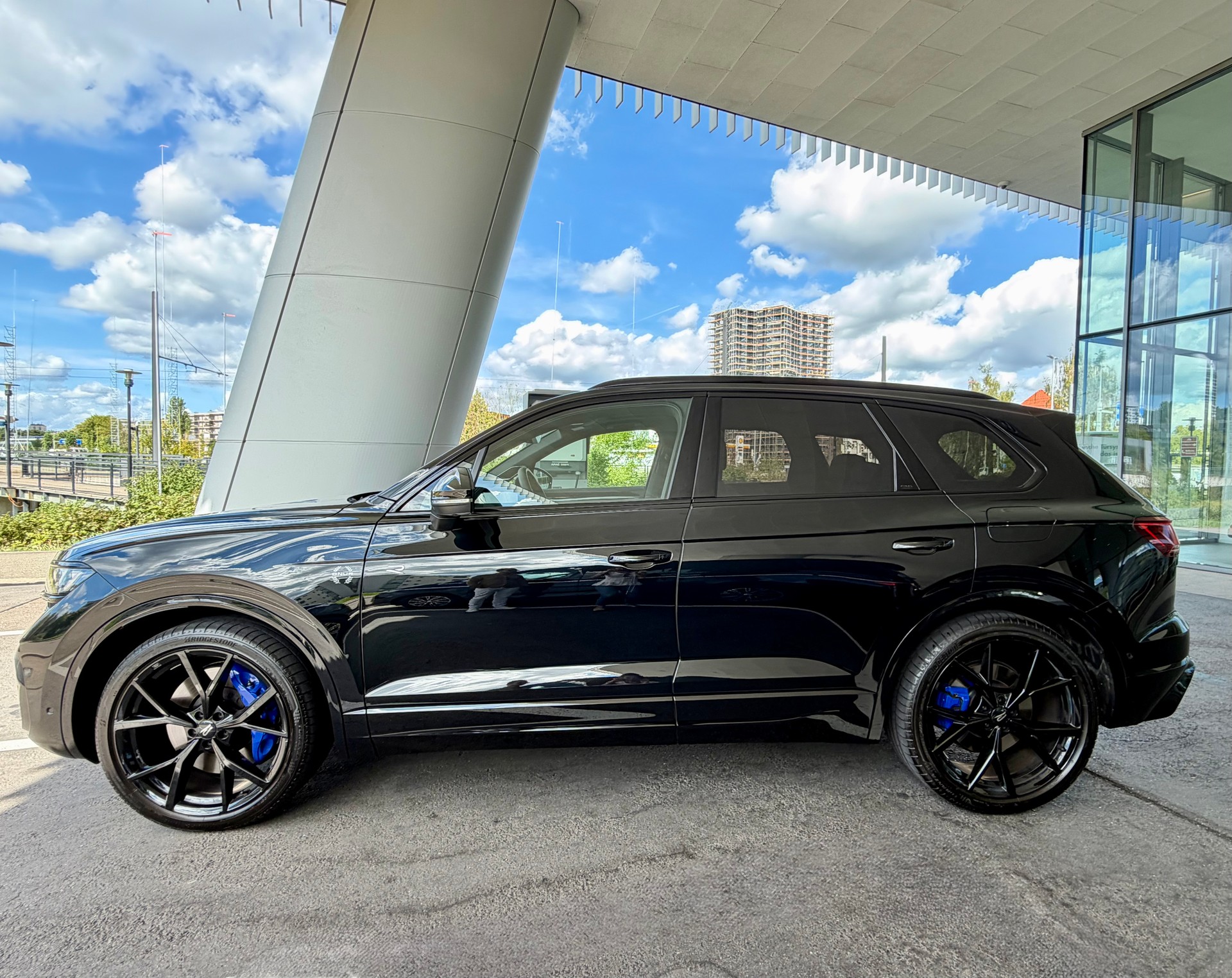 VW 3.0 V6 TSI PHEV R Final Edition-image-0