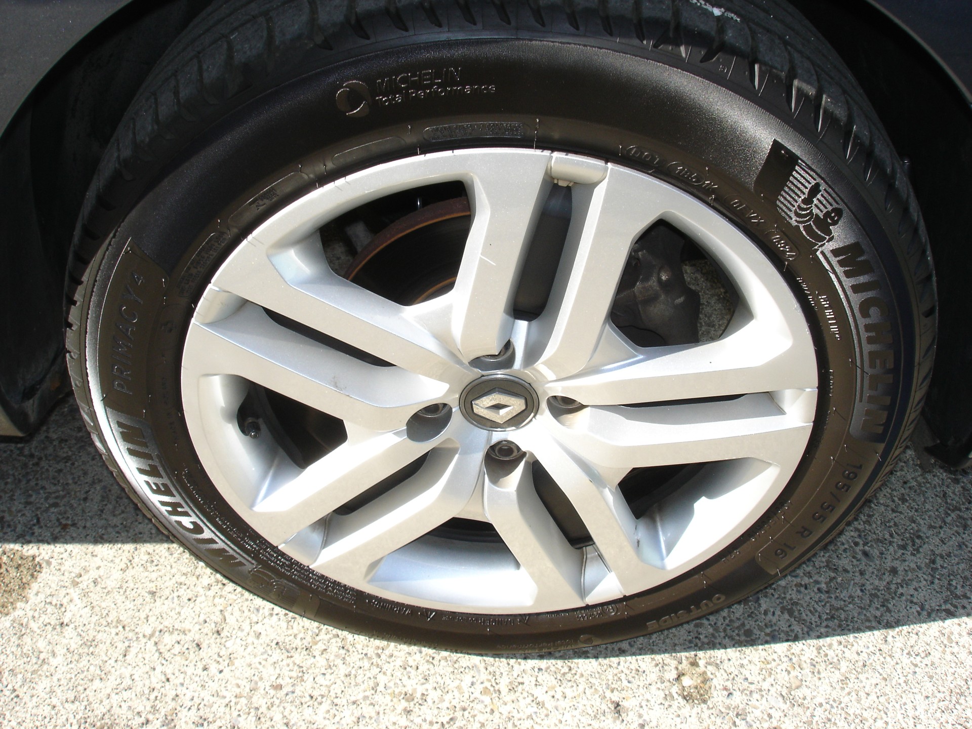 RENAULT Clio 0.9 12V Zen-image-5
