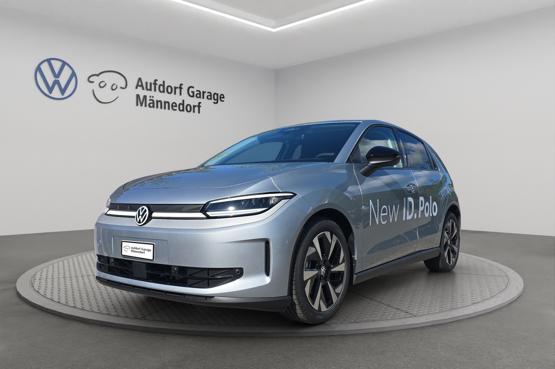 VW ID.Polo 52 kWh Life Edition One-image-0