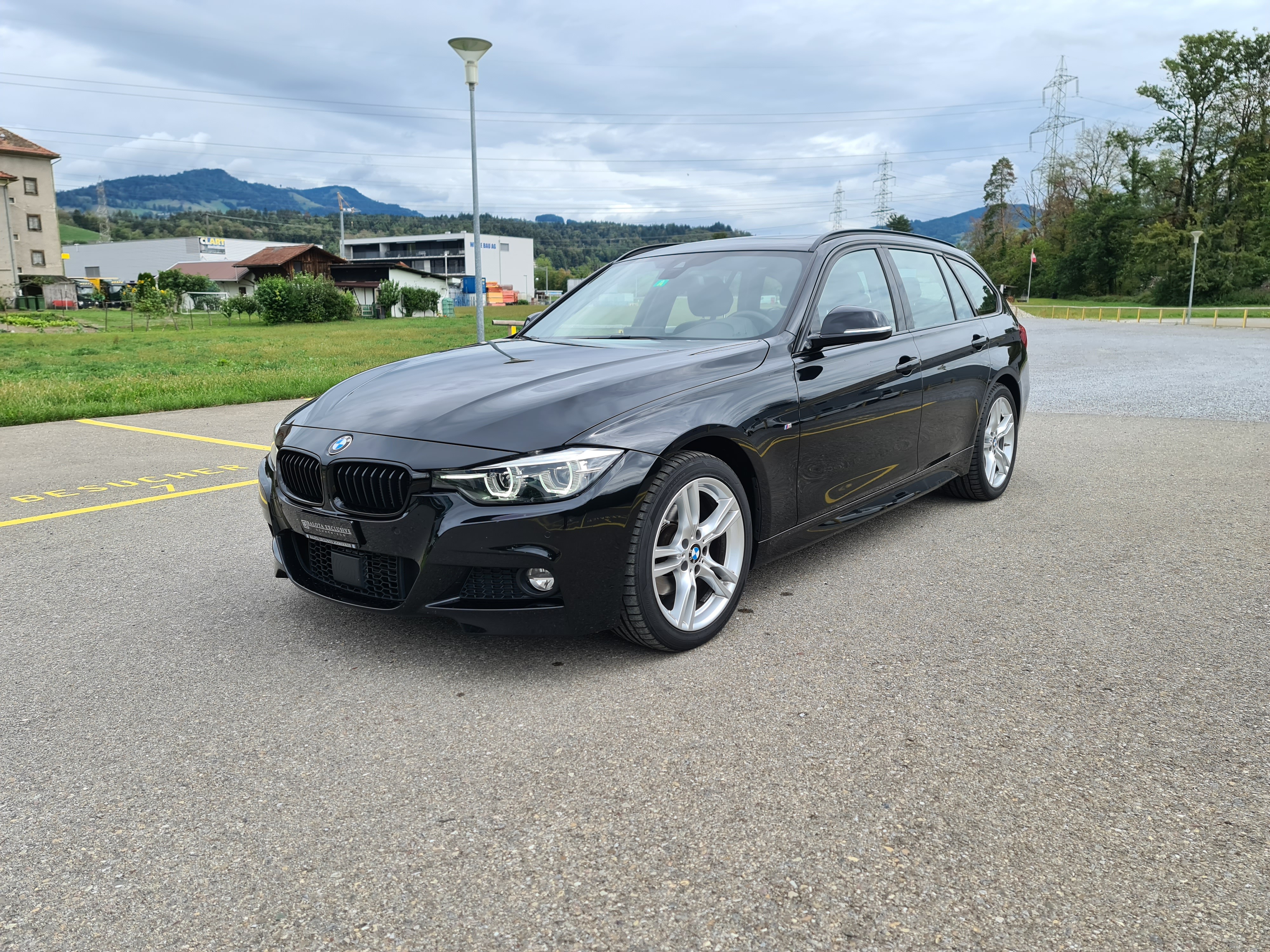 BMW 320d xDrive Touring Edition M Sport Steptronic — slika 1