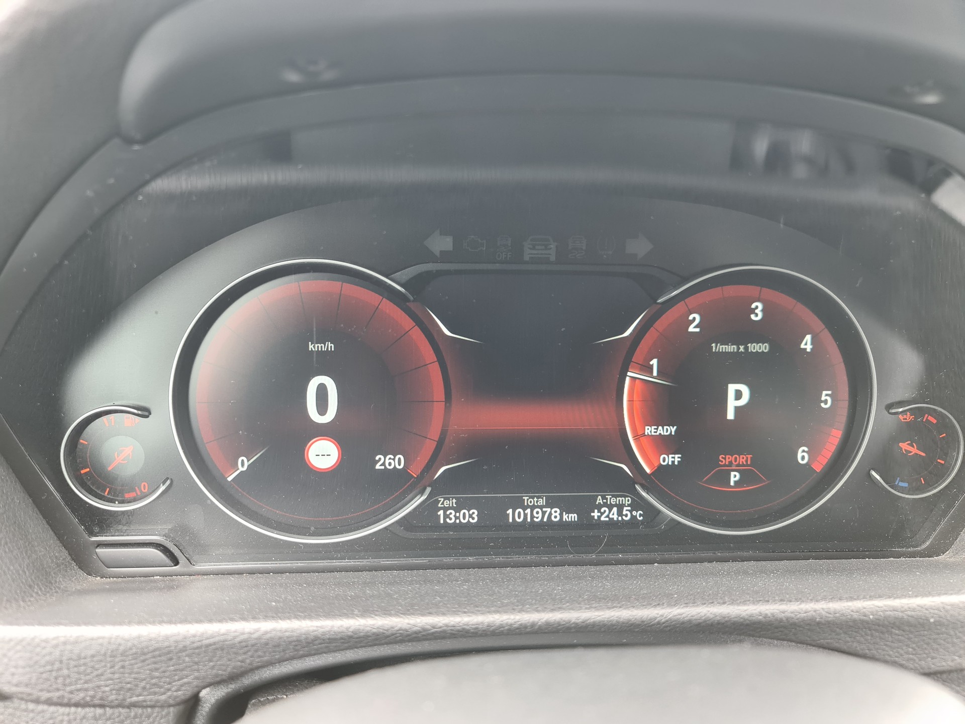 BMW 320d xDrive Touring Edition M Sport Steptronic-image-10
