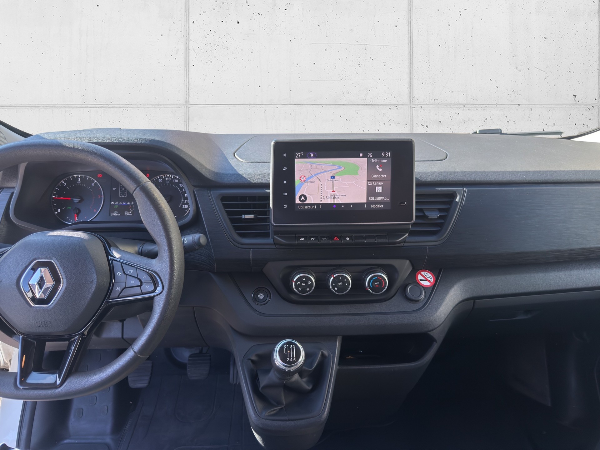 RENAULT Trafic 2.0 Blue dCi 130 Business L1H1 EN-image-11