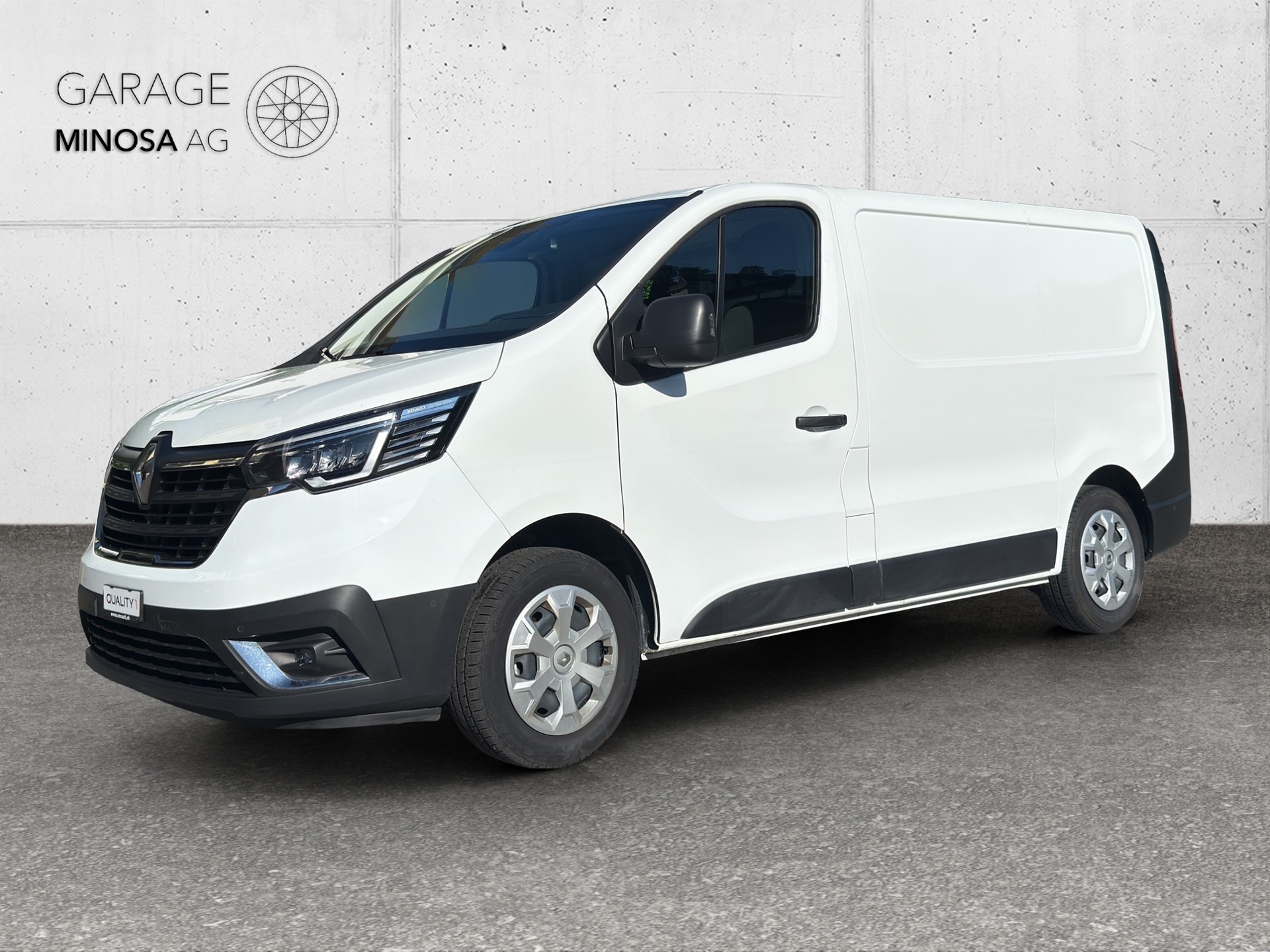 RENAULT Trafic 2.0 Blue dCi 130 Business L1H1 EN-image-0