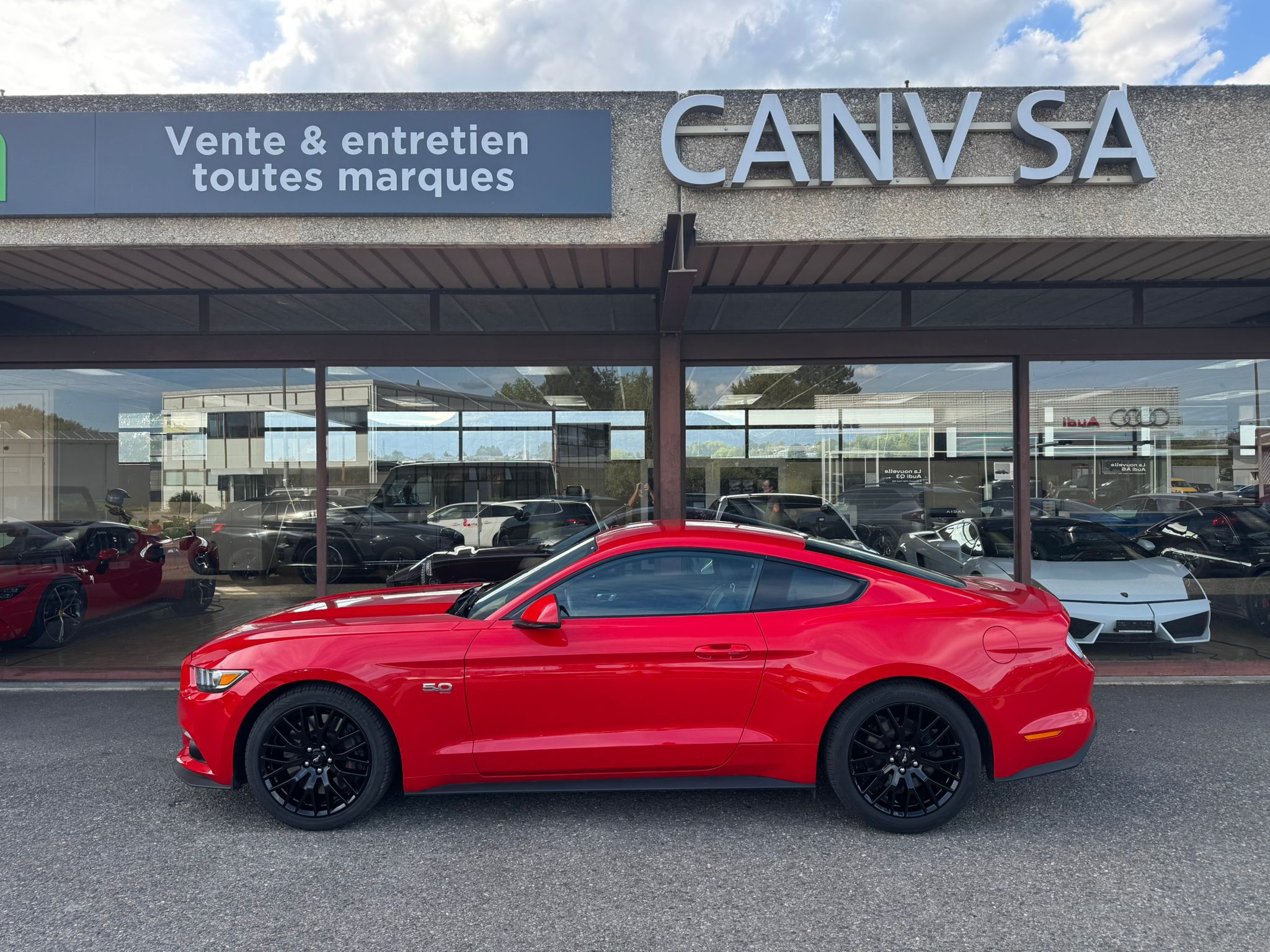 FORD Mustang Fastback 5.0 V8 GT Automat — slika 1