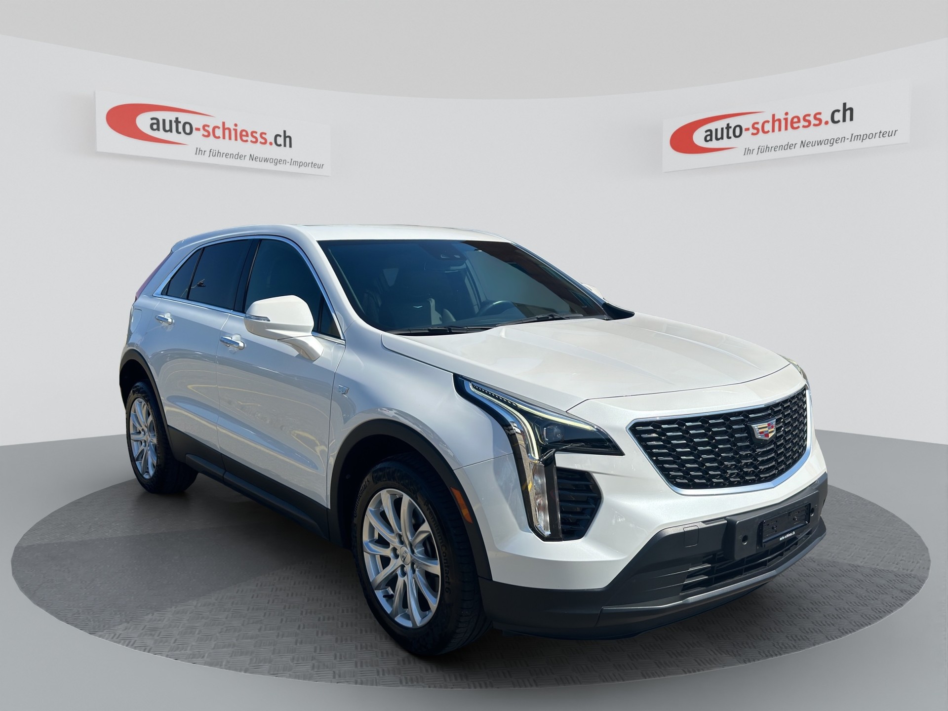 CADILLAC XT4 350T 2.0 Luxury AWD Automat-image-0