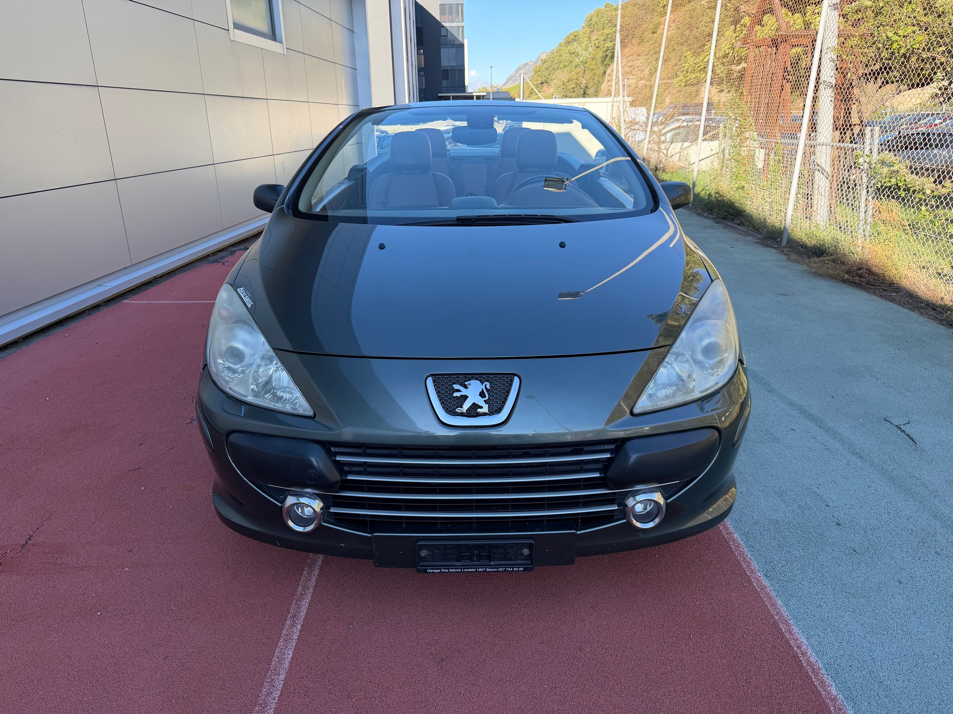 PEUGEOT 307 CC 2.0 16V Platinum Edition-image-2