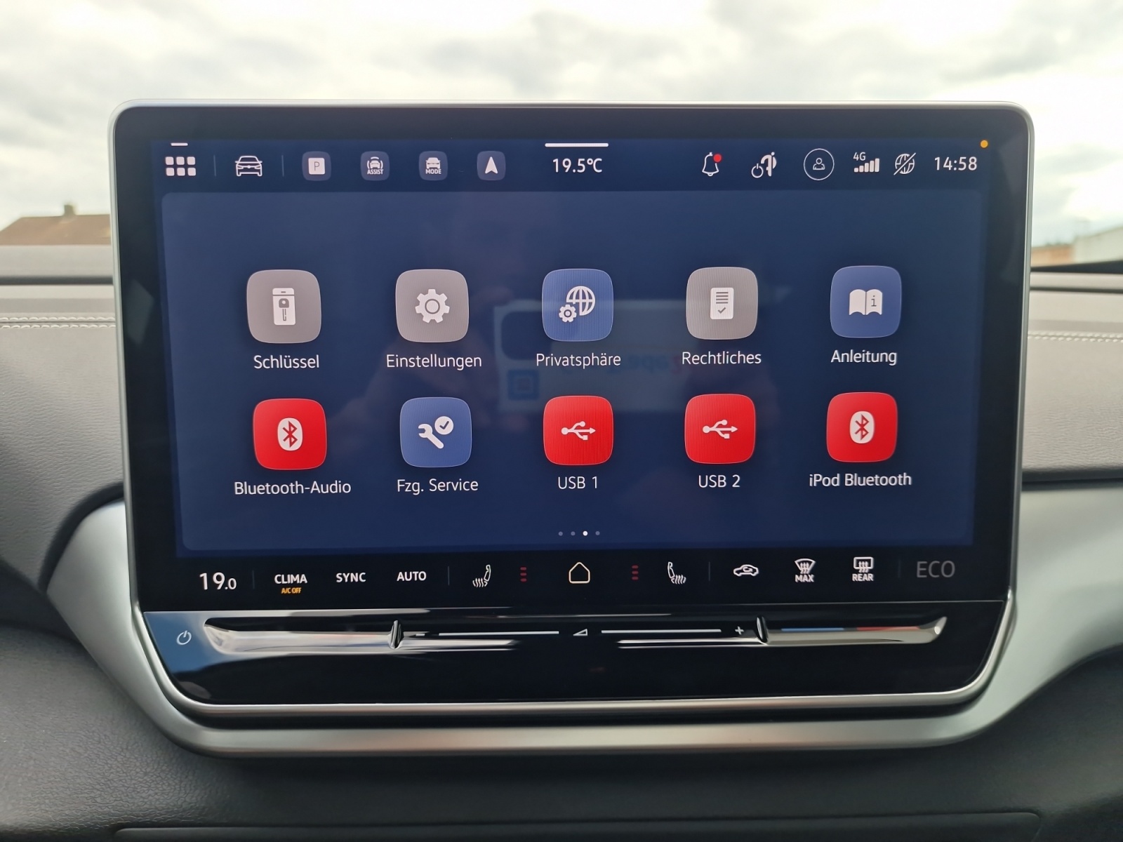 VW ID.4 Pro 77 kWh 4x4 Panorama AHK MY2027-image-16