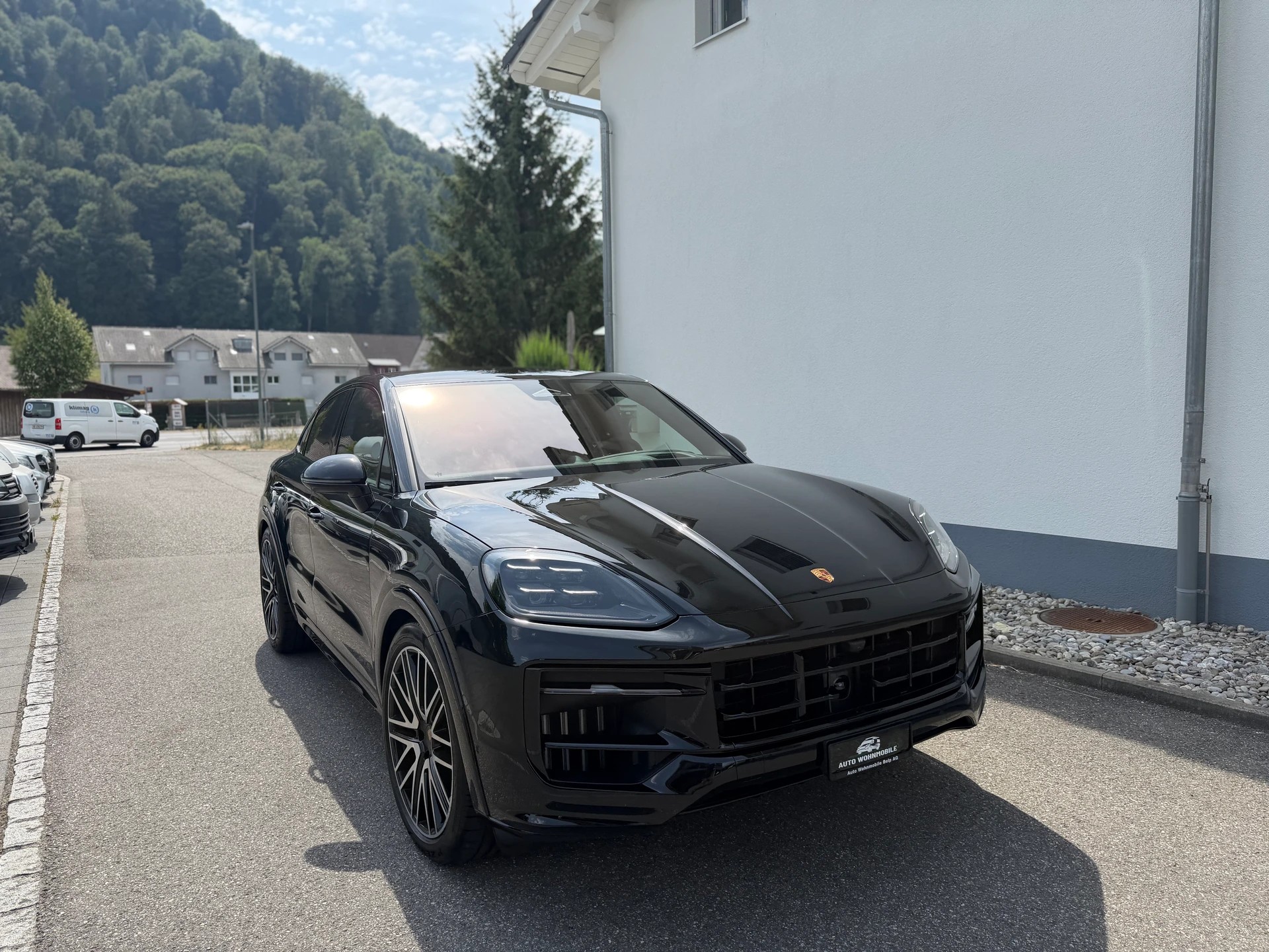 PORSCHE Cayenne Coupé GTS Tiptronic-showroom-element-1