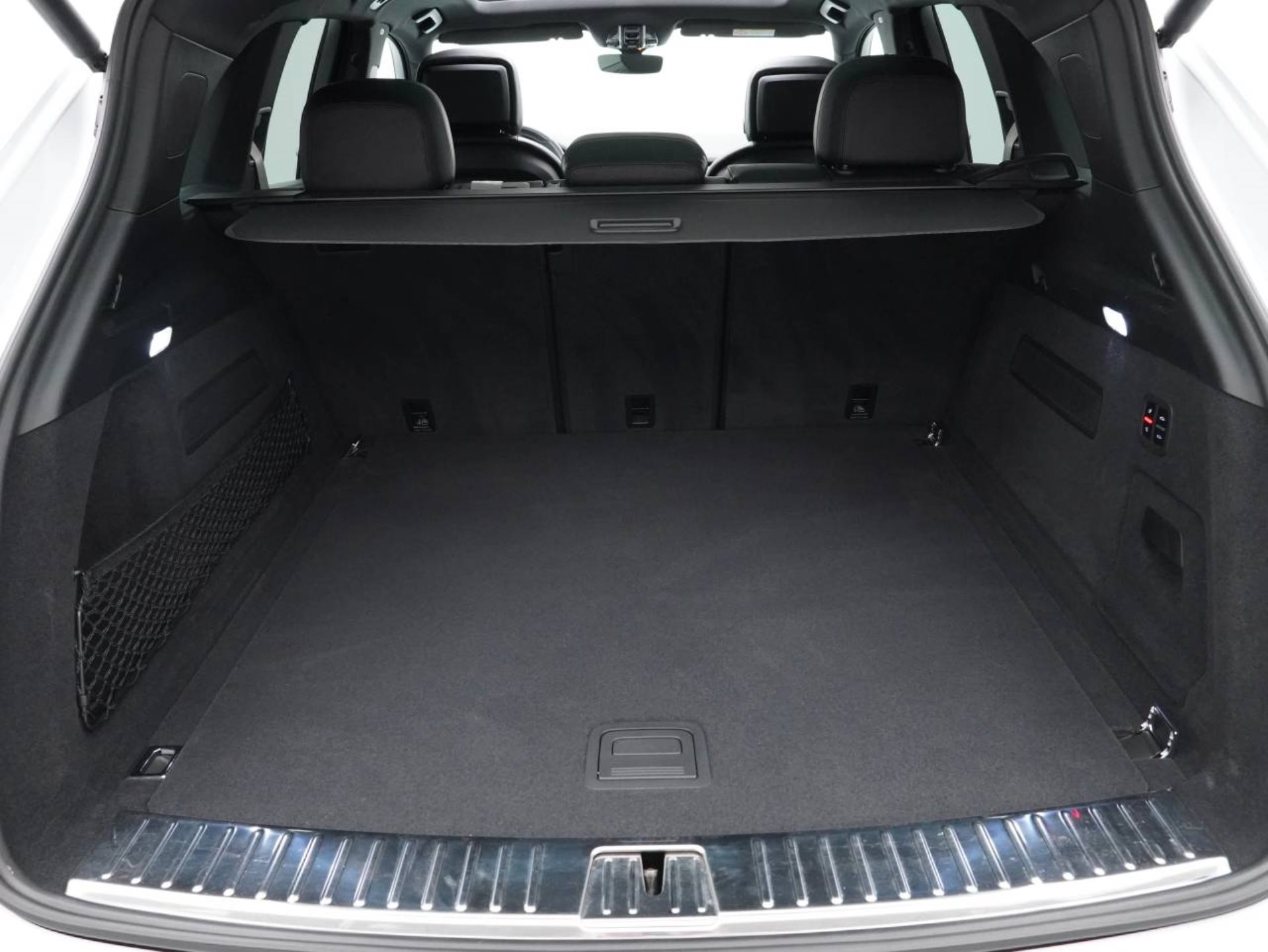 PORSCHE Cayenne E-Hybrid Platinum Edition-image-31