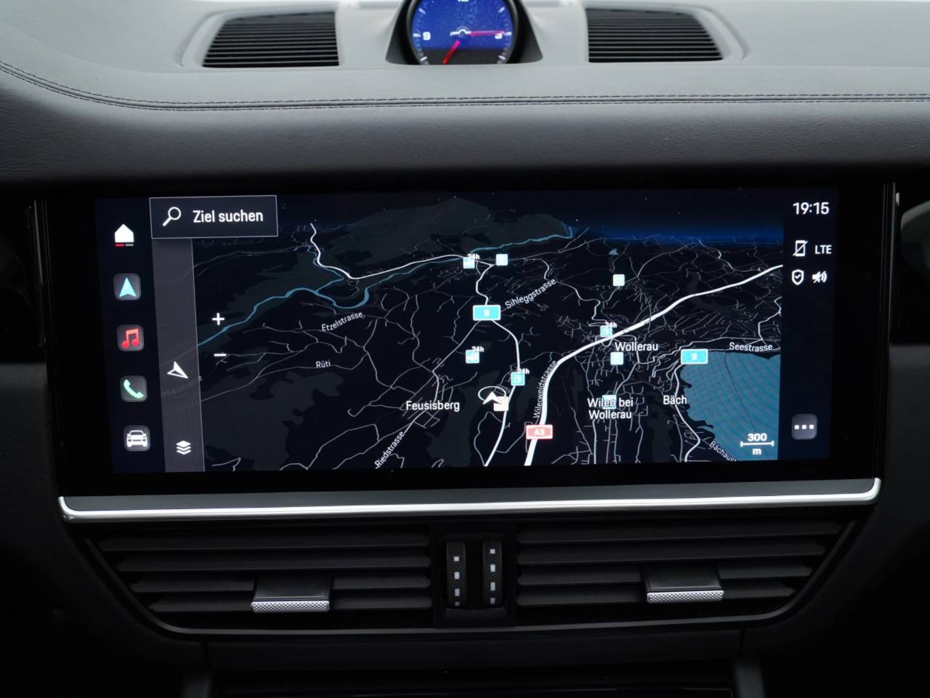 PORSCHE Cayenne E-Hybrid Platinum Edition-image-18