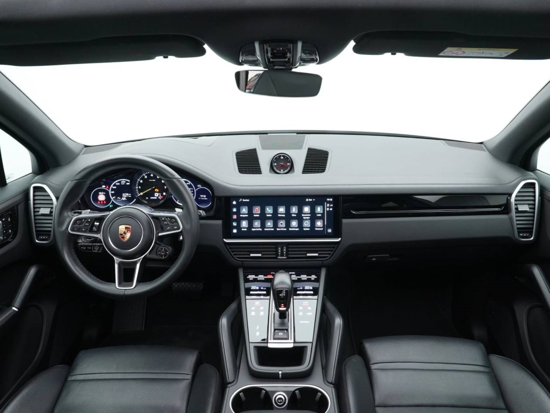 PORSCHE Cayenne E-Hybrid Platinum Edition-image-14