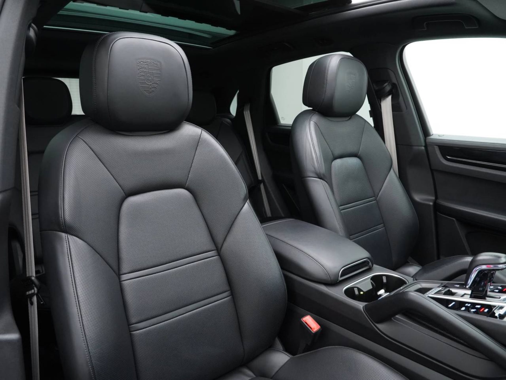 PORSCHE Cayenne E-Hybrid Platinum Edition-image-26