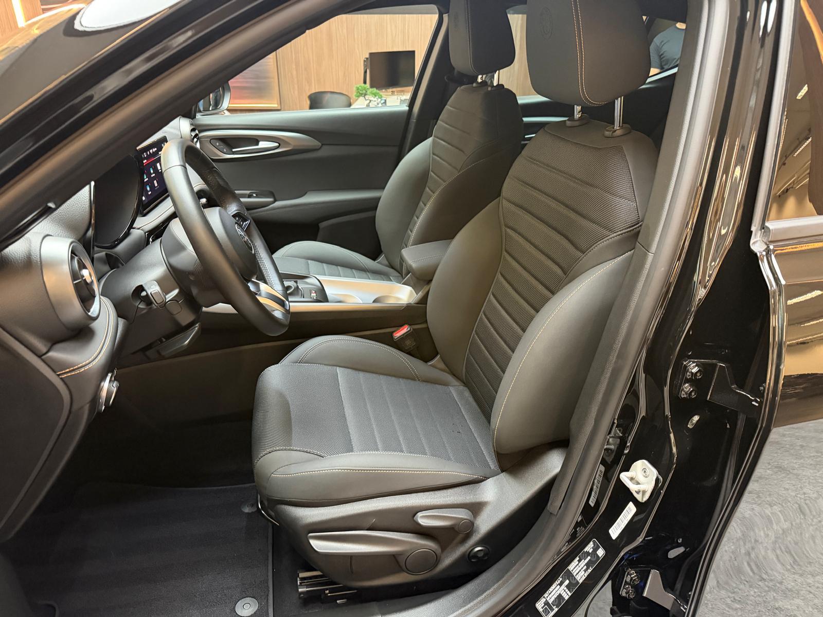 ALFA ROMEO Tonale 1.3 Plug-in Hybrid Sprint Edition Q4-image-14