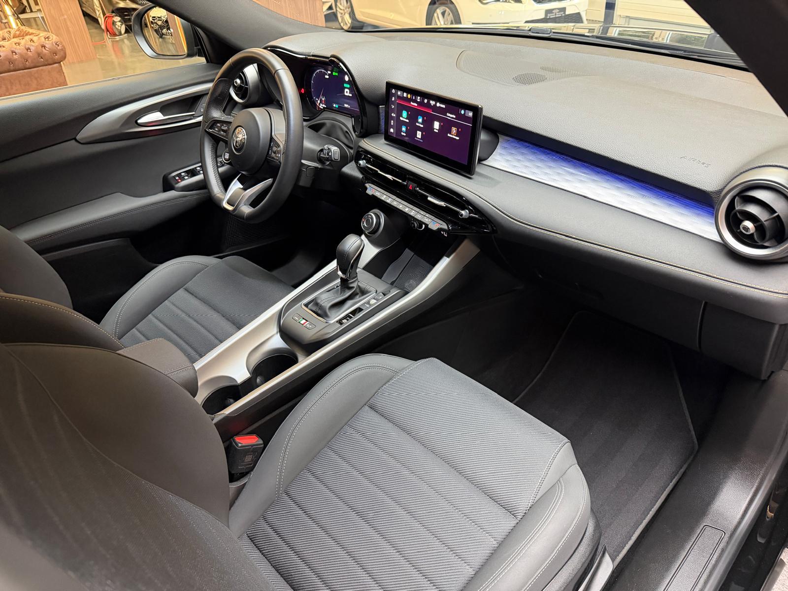 ALFA ROMEO Tonale 1.3 Plug-in Hybrid Sprint Edition Q4-image-15