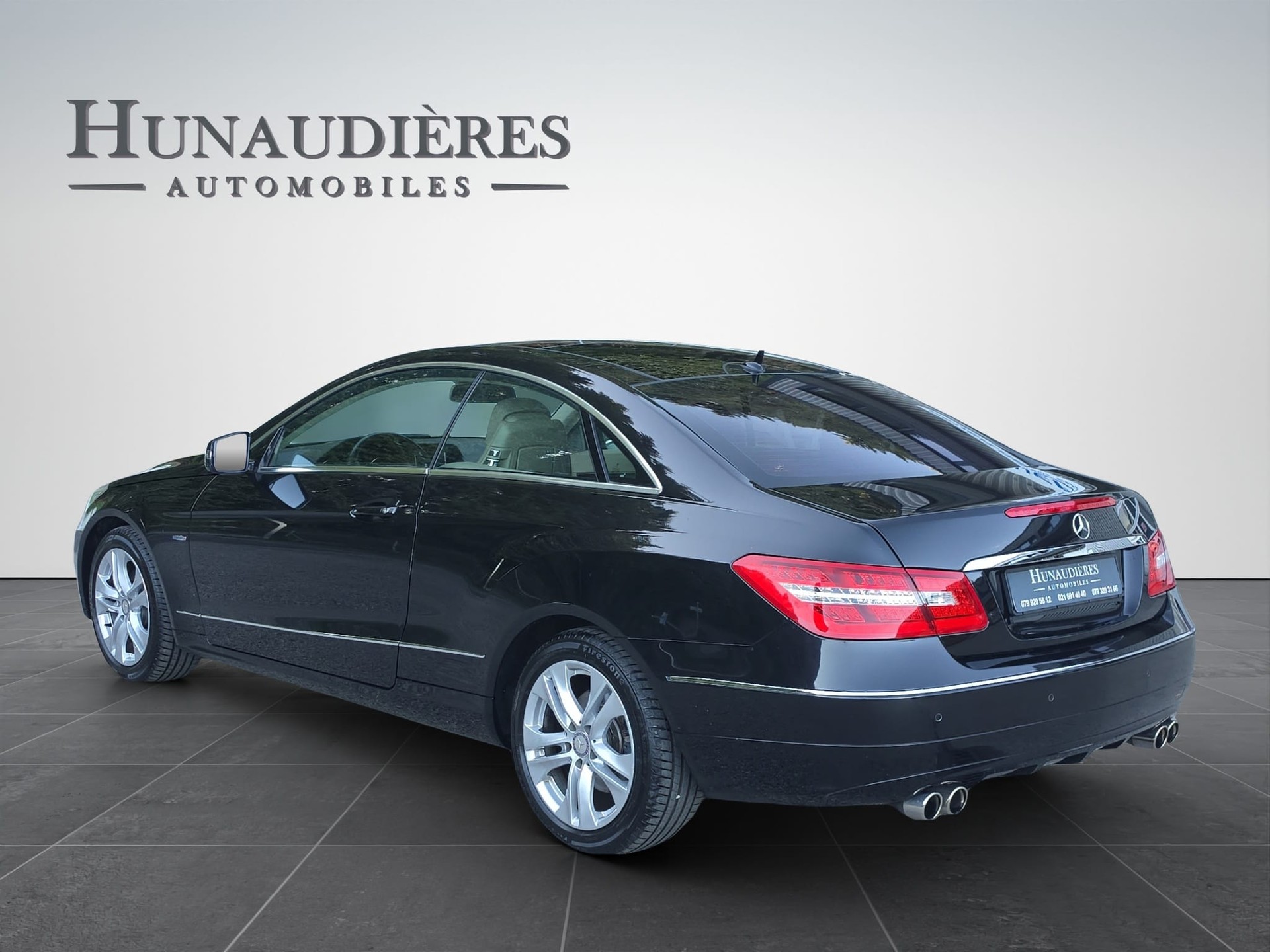 MERCEDES-BENZ E 350 CGI BlueEfficiency 7G-Tronic-image-3