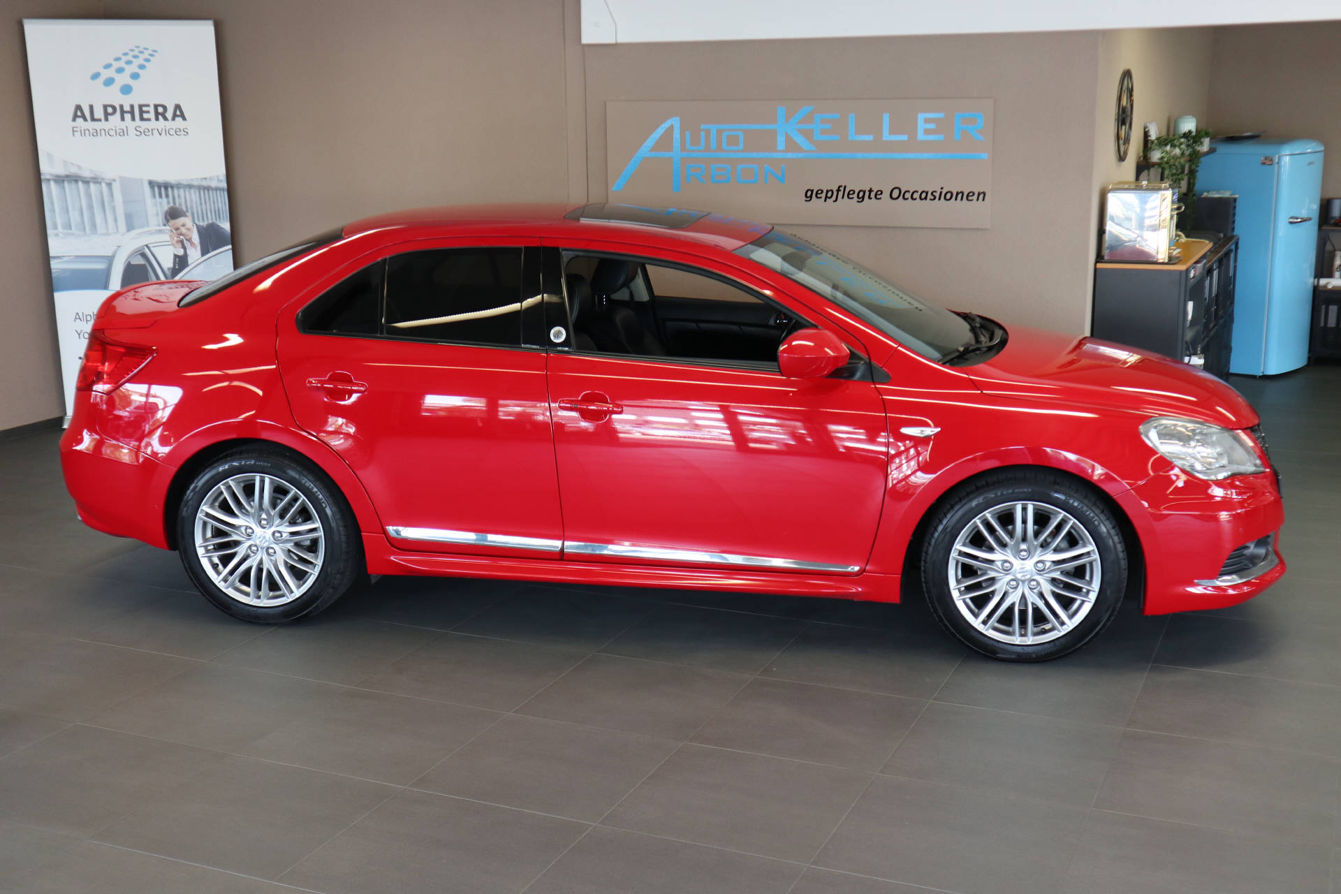SUZUKI Kizashi 2.4 VVT Sport Indigo CVT 4x4-image-0