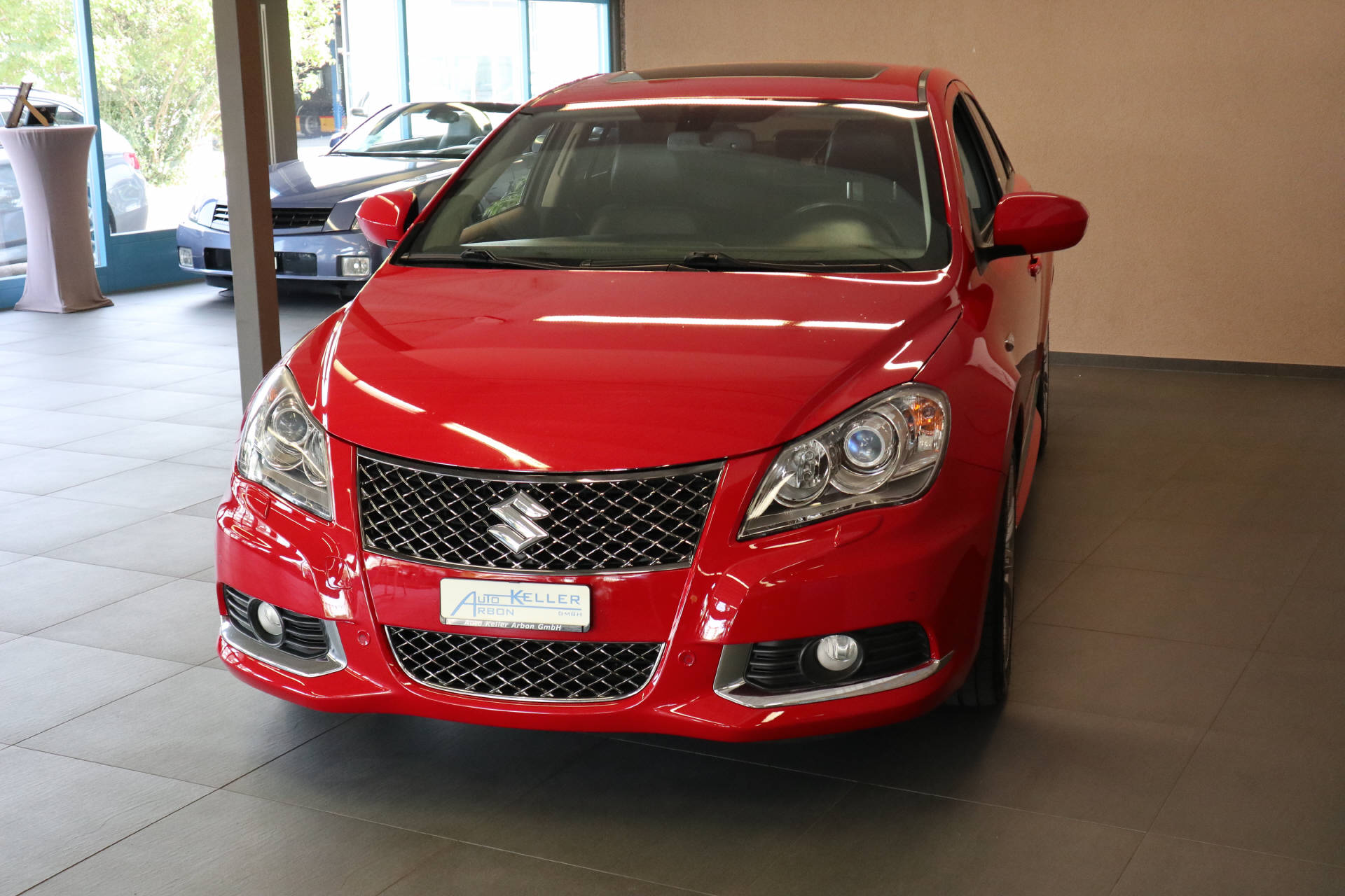 SUZUKI Kizashi 2.4 VVT Sport Indigo CVT 4x4-image-3