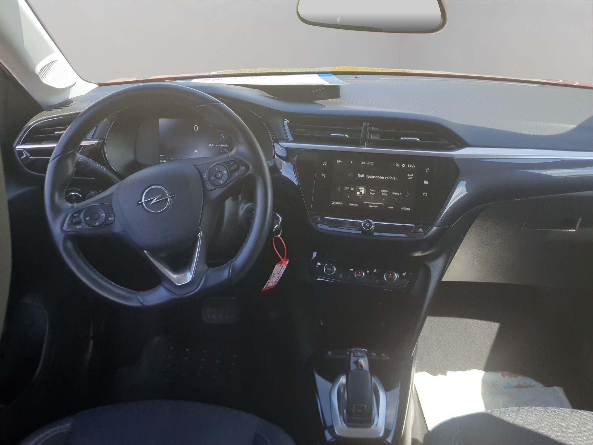 OPEL Corsa 1.2 TP Elegance-image-12