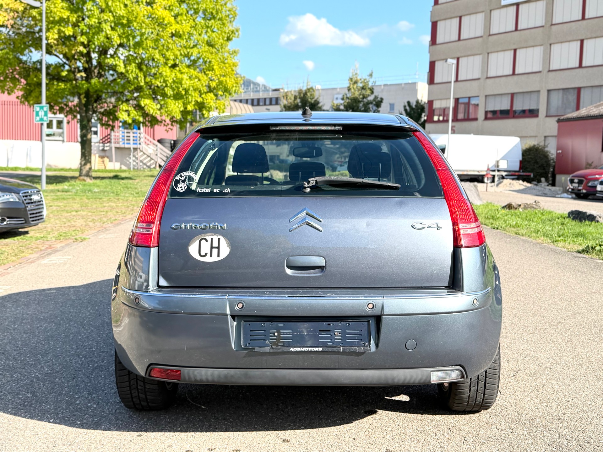 CITROEN C4 Berline 2.0i 16V VTR Automatic-image-5