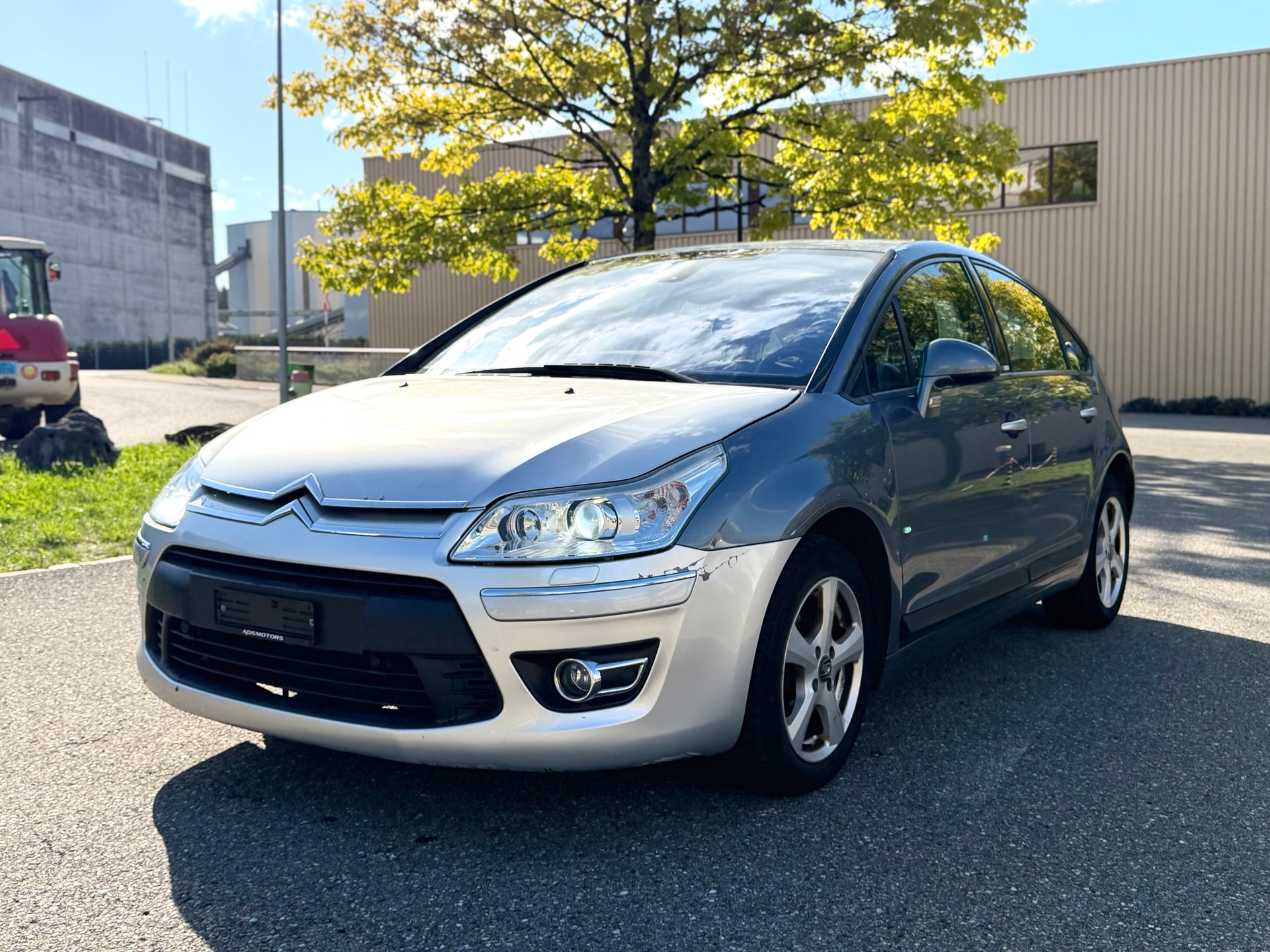 CITROEN C4 Berline 2.0i 16V VTR Automatic-image-0