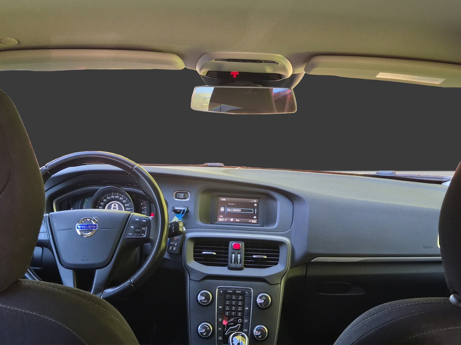 VOLVO V40 Cross Country T4 2.0 AWD Kinetic Geartronic-image-10