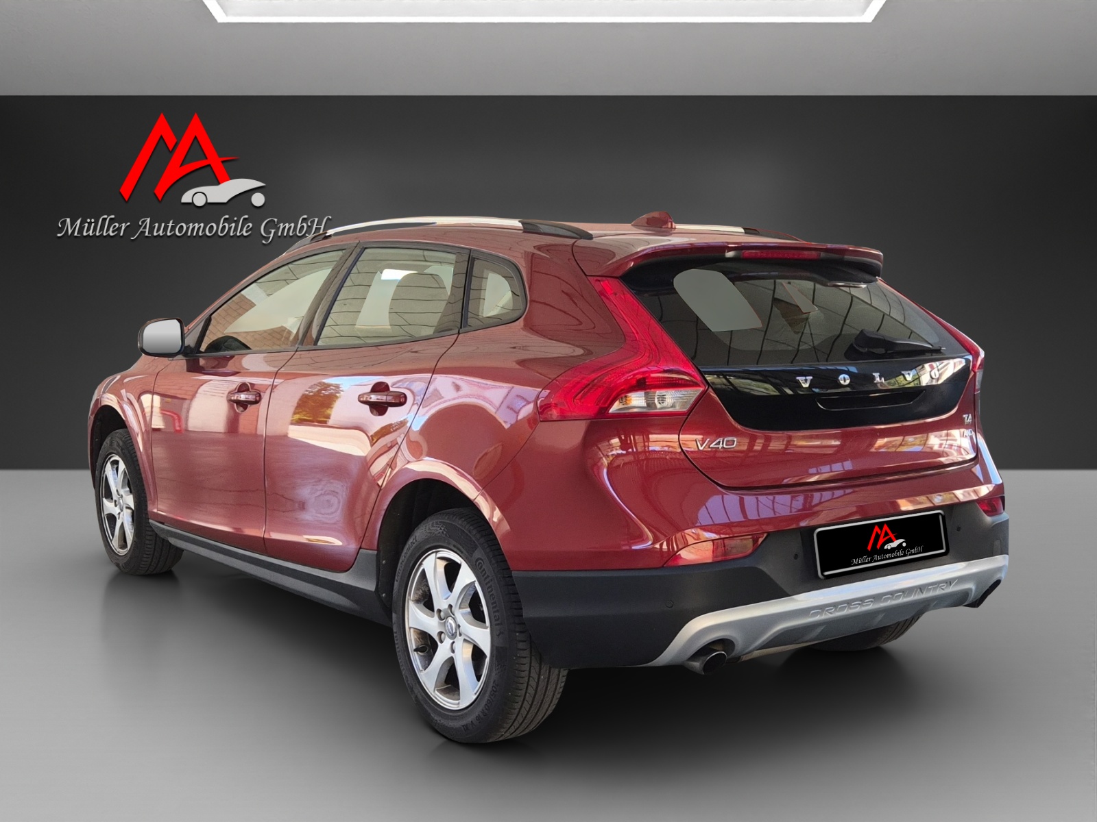 VOLVO V40 Cross Country T4 2.0 AWD Kinetic Geartronic-image-5