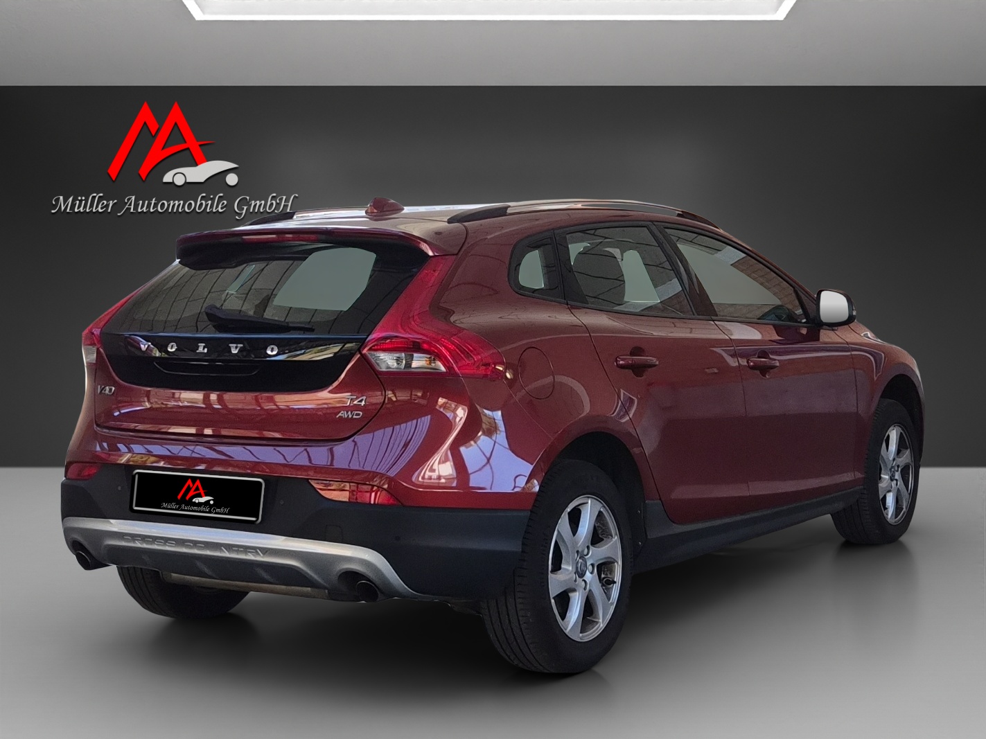 VOLVO V40 Cross Country T4 2.0 AWD Kinetic Geartronic-image-4