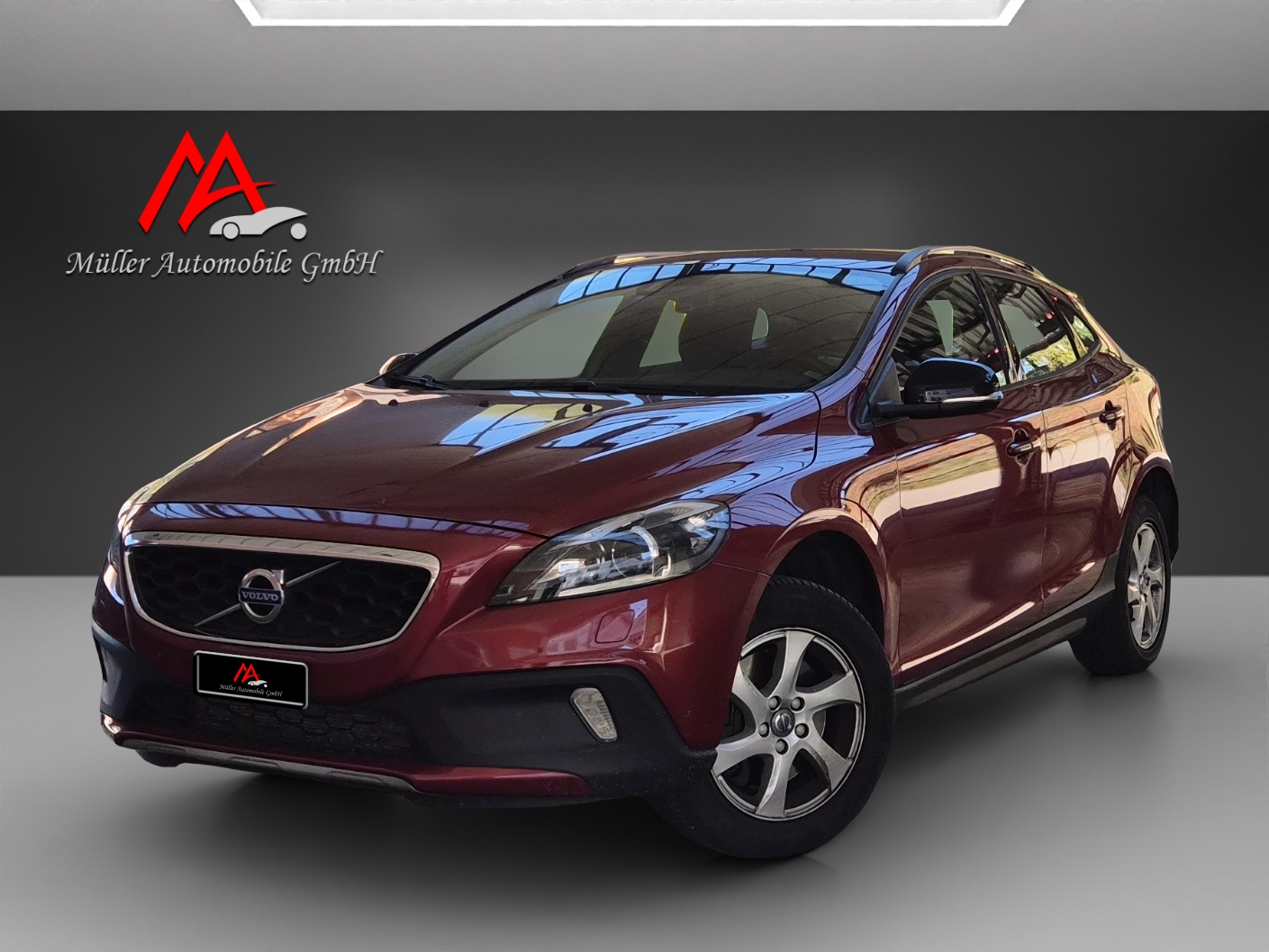 VOLVO V40 Cross Country T4 2.0 AWD Kinetic Geartronic-image-0