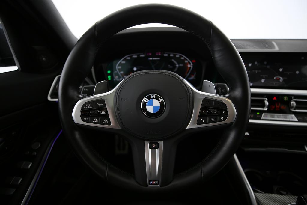BMW M340i xDrive Touring-image-5