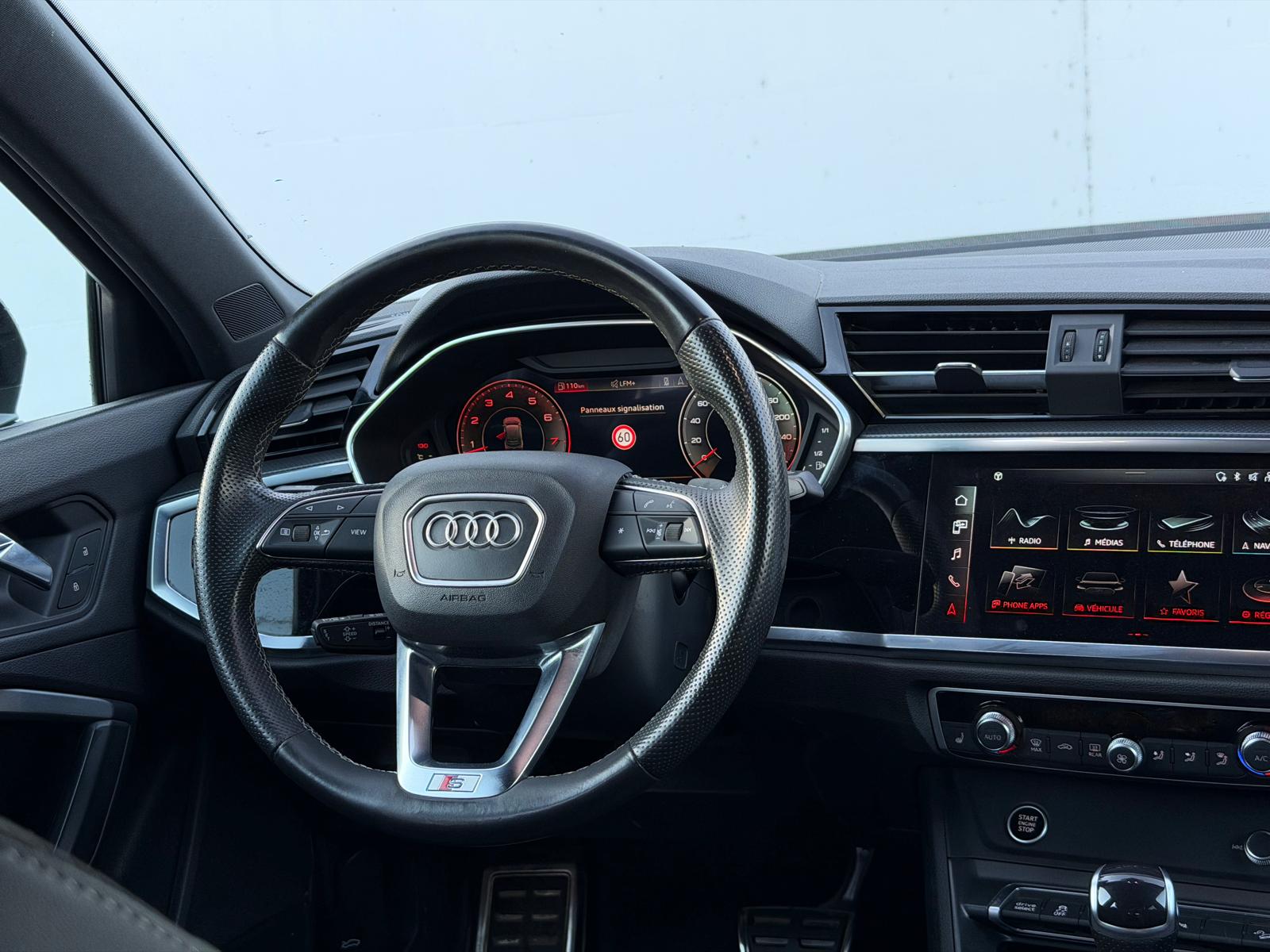 AUDI Q3 Sportback 35 TFSI S line Attraction S-tronic-image-10