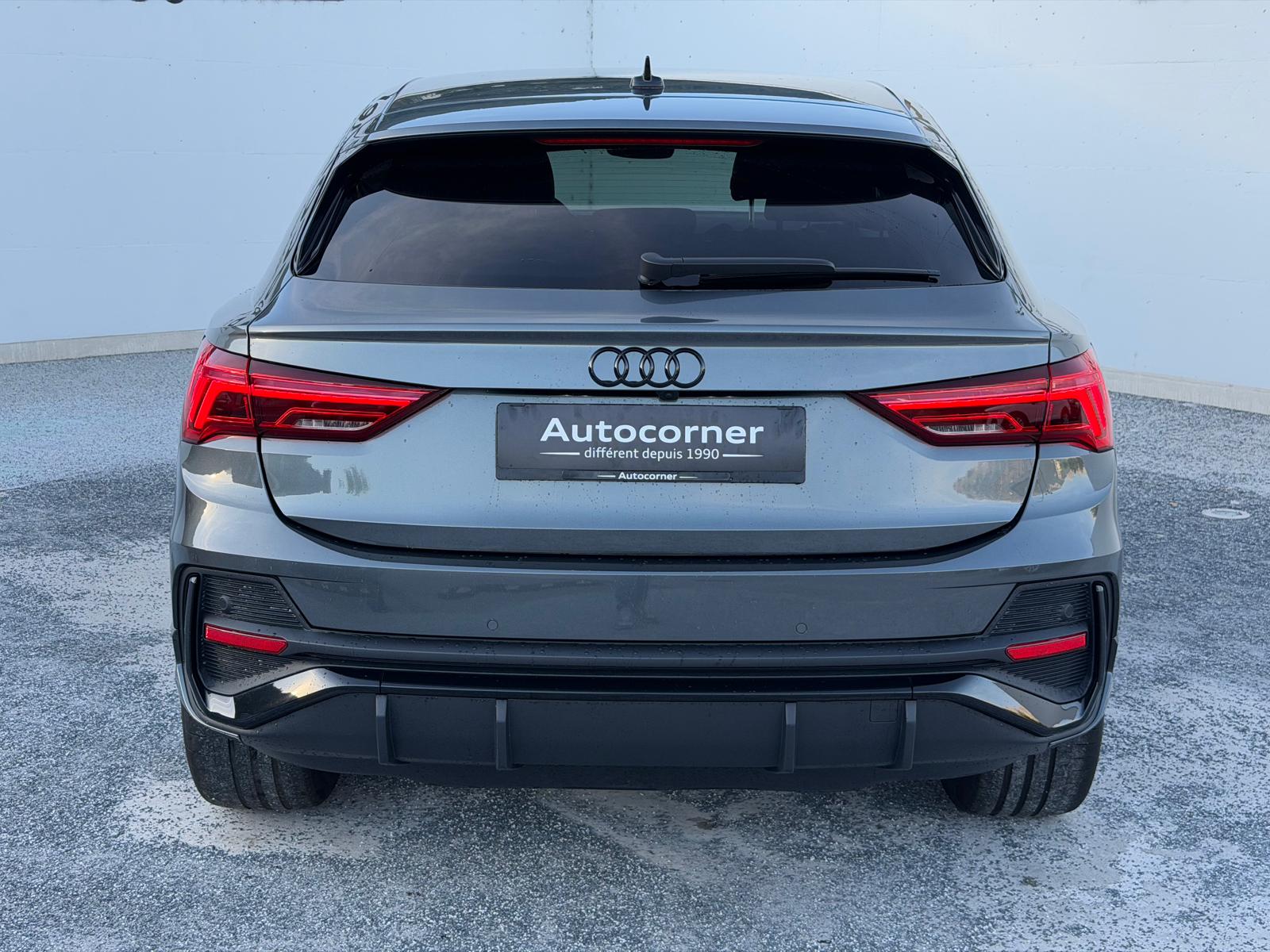 AUDI Q3 Sportback 35 TFSI S line Attraction S-tronic-image-4