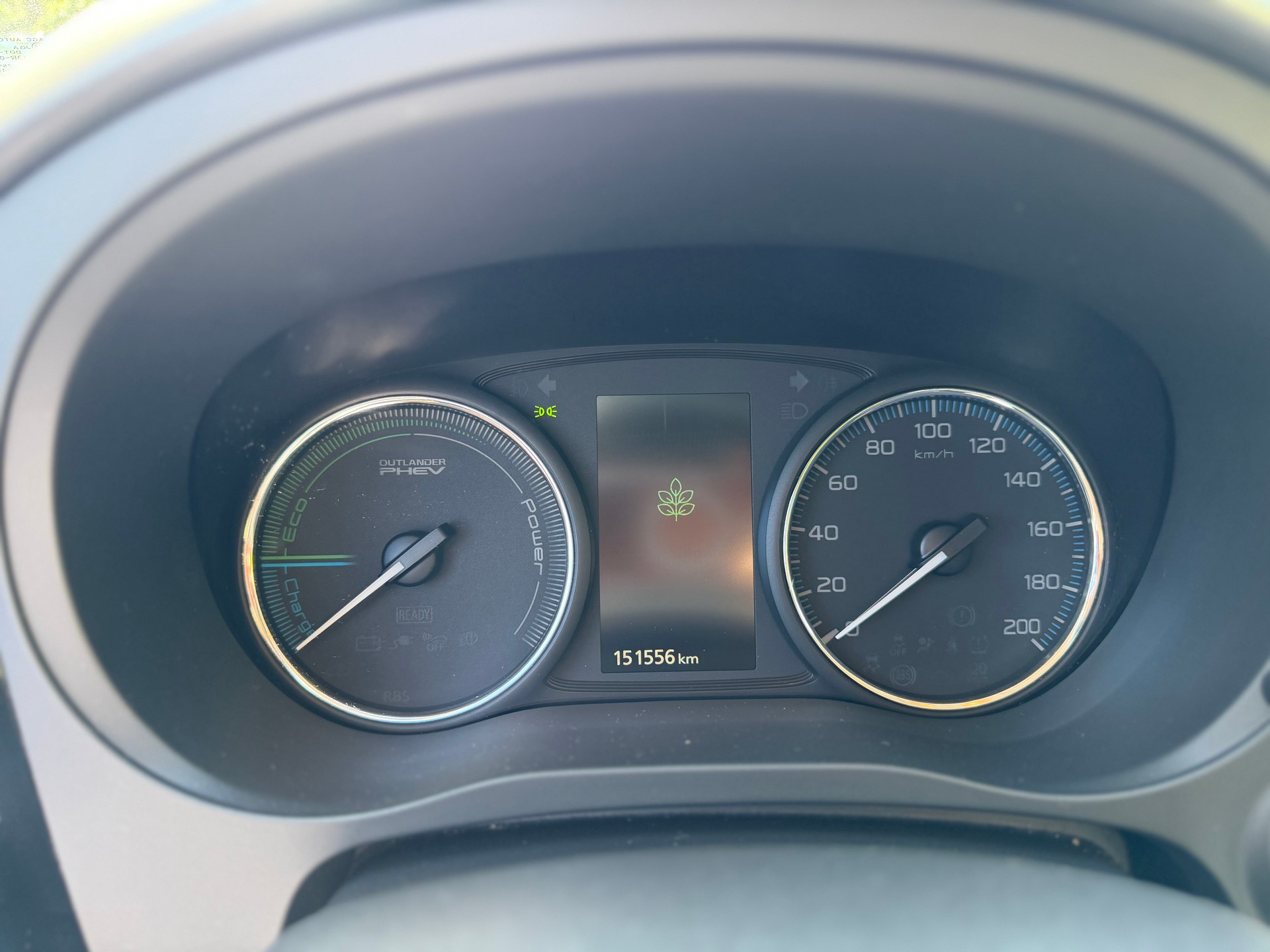 MITSUBISHI Outlander 2.0 PHEV Intense-image-7