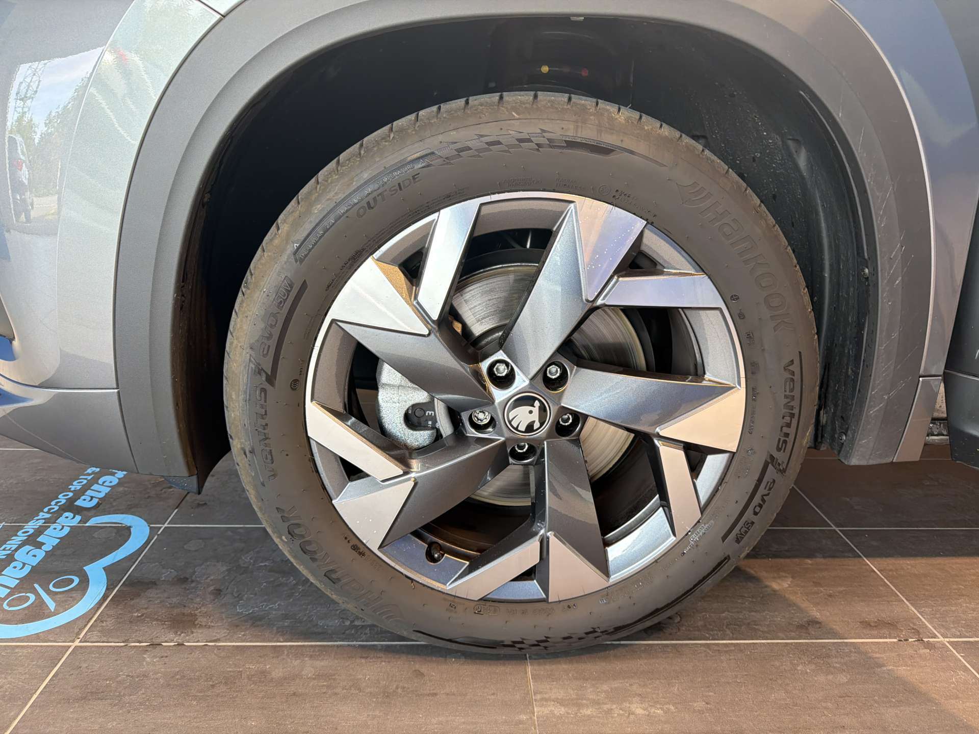 SKODA Kodiaq 2.0 TDI Sportline 7-Plätzer DSG-Automat-image-8