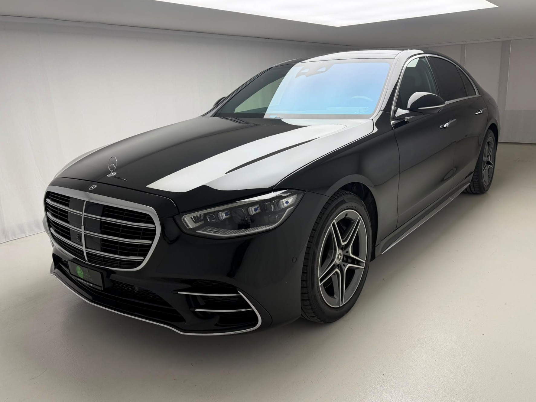 MERCEDES-BENZ S 350 d 4Matic AMG Line 9G-Tronic-showroom-element-1