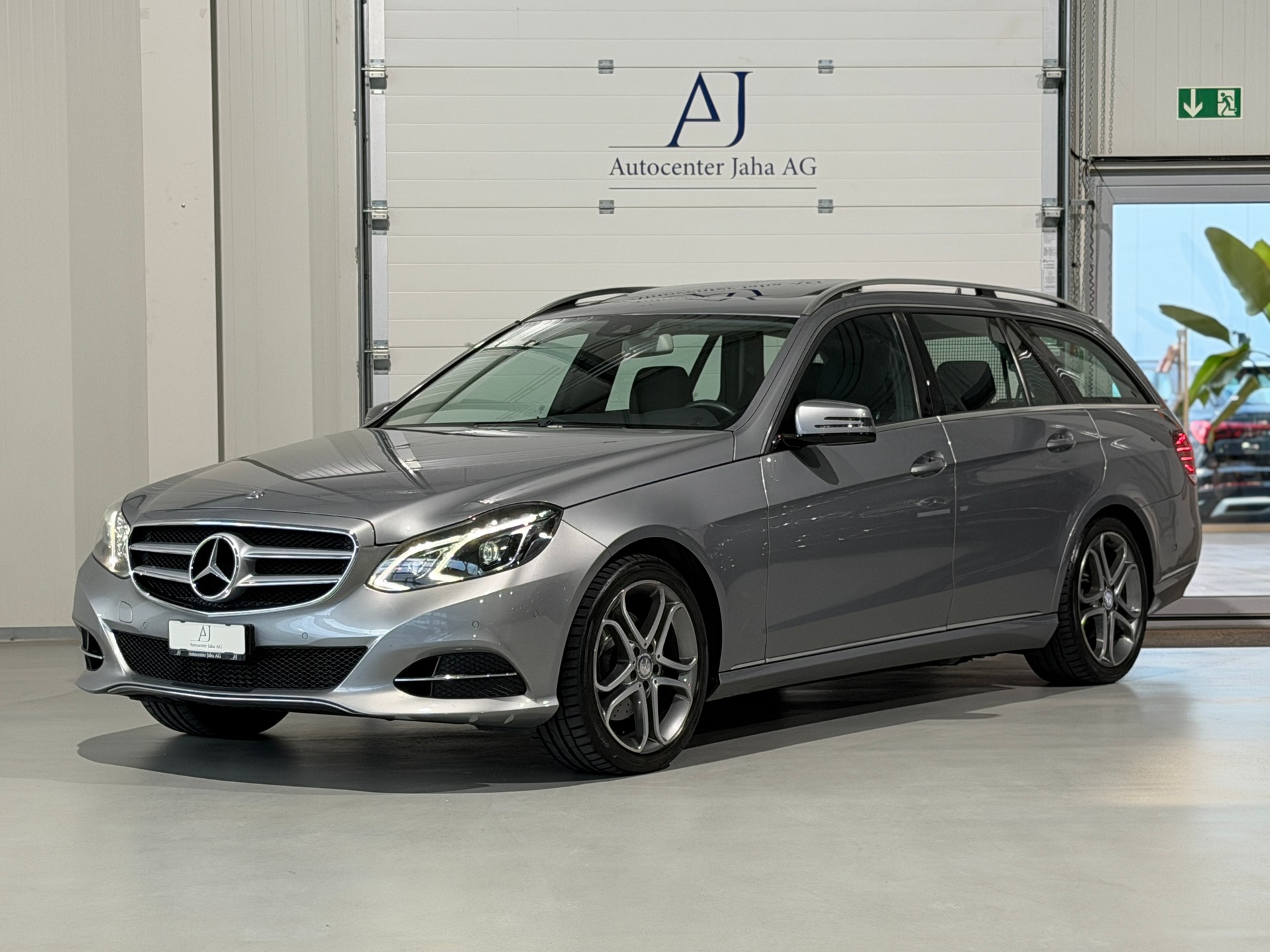 MERCEDES-BENZ E 250 CDI Avantgarde 4Matic 7G-Tronic (CH)-image-2