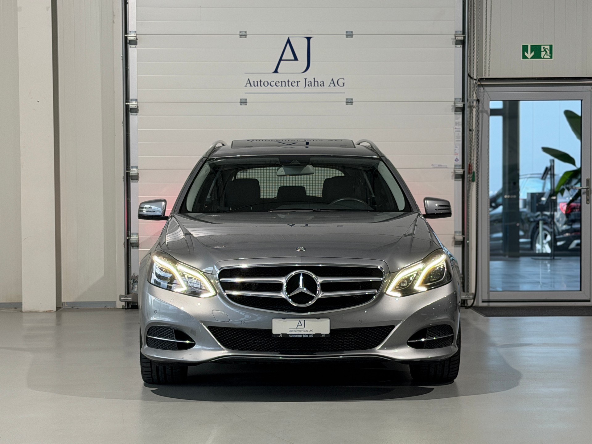 MERCEDES-BENZ E 250 CDI Avantgarde 4Matic 7G-Tronic (CH)-image-3