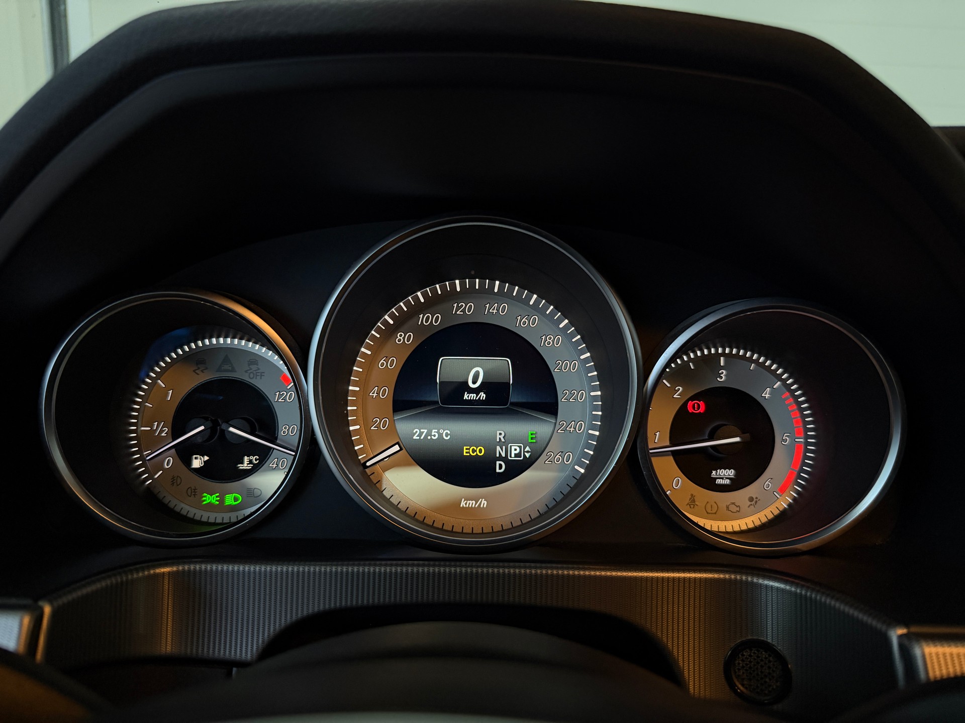MERCEDES-BENZ E 250 CDI Avantgarde 4Matic 7G-Tronic (CH)-image-10