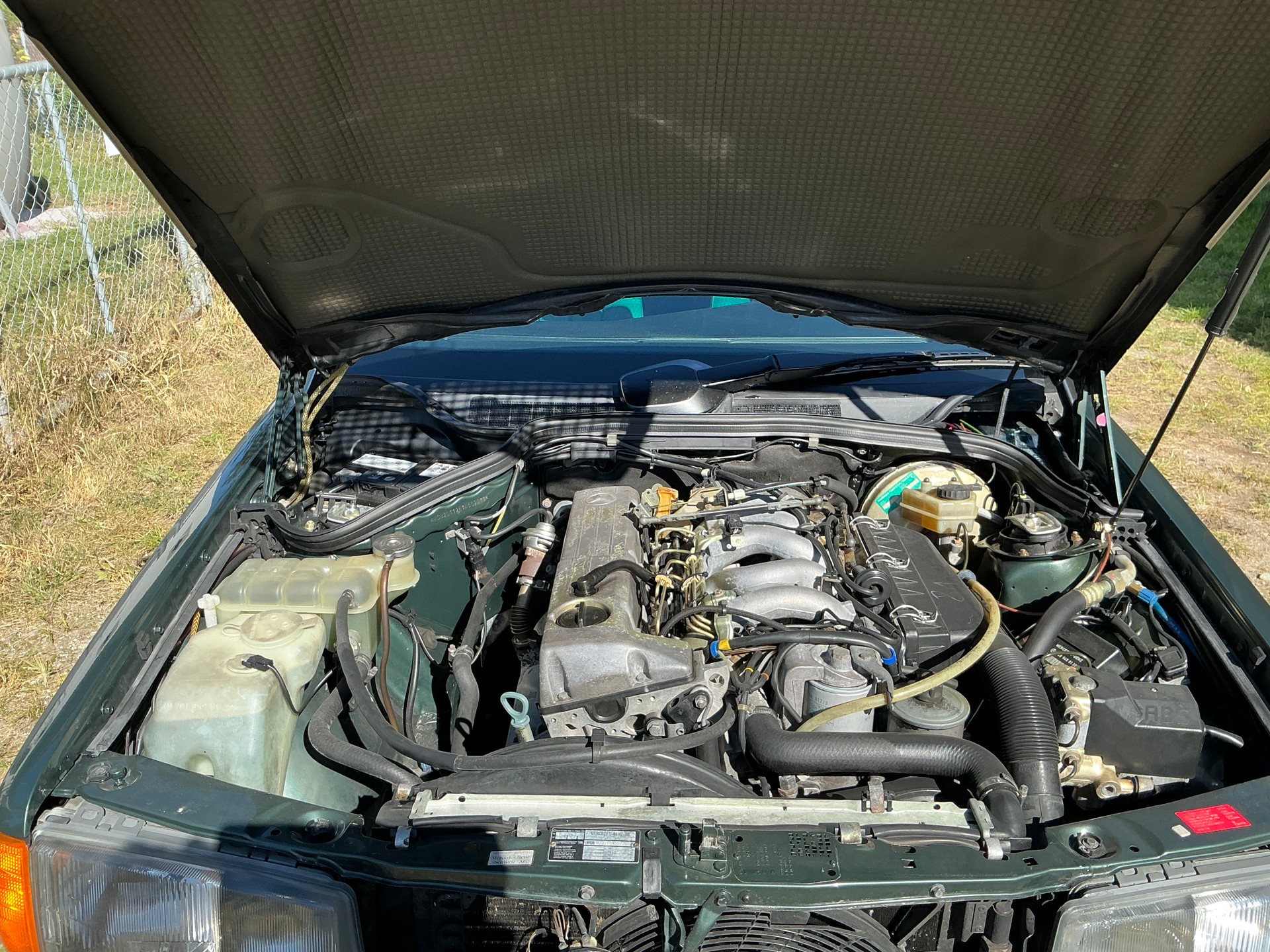 MERCEDES-BENZ 190 D 2.5-image-19