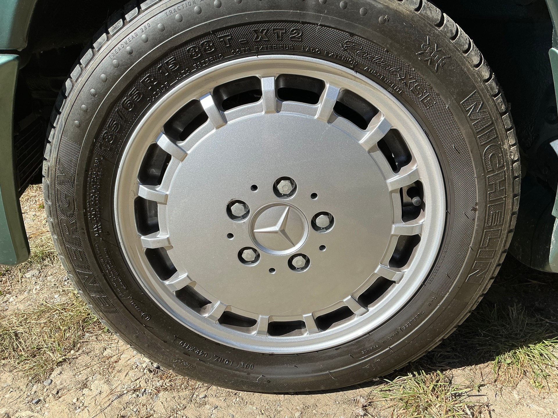 MERCEDES-BENZ 190 D 2.5-image-13