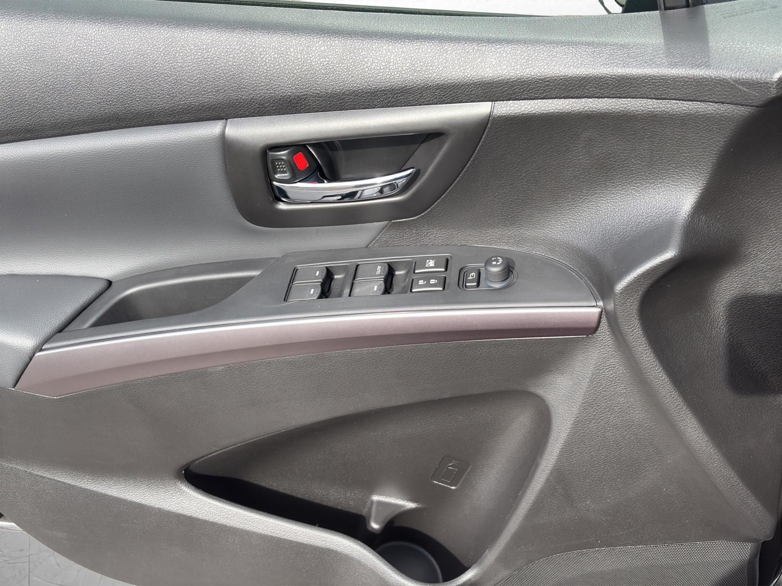 SUZUKI S-Cross 1.4 T Sakura Top Hybrid 4x4-image-16