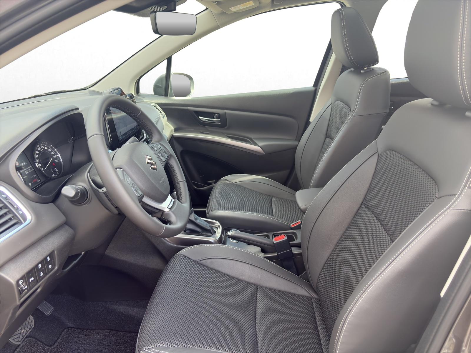 SUZUKI S-Cross 1.4 T Sakura Top Hybrid 4x4-image-9