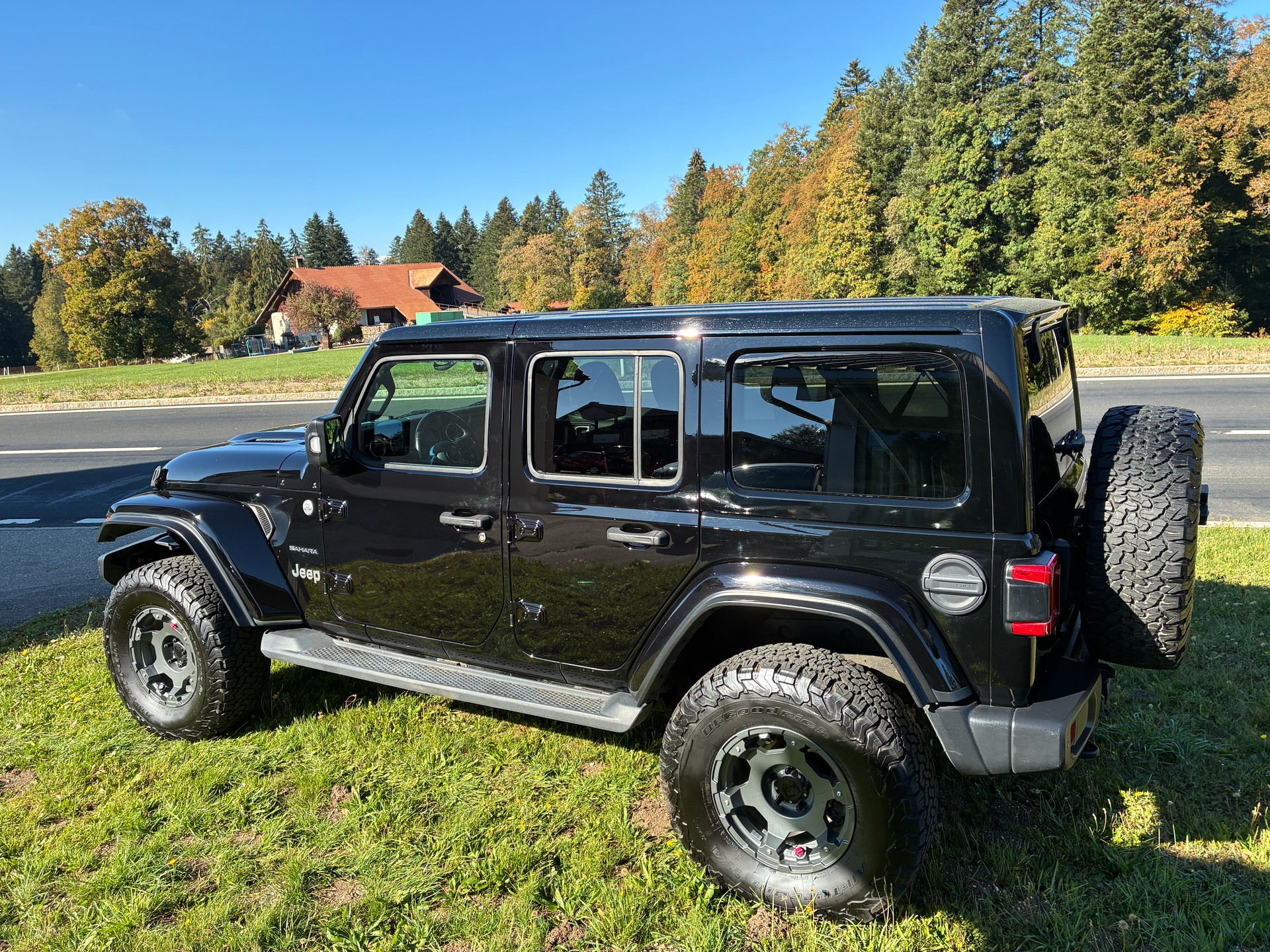 JEEP Wrangler 2.0 Unlimited Sahara Automatic-image-7