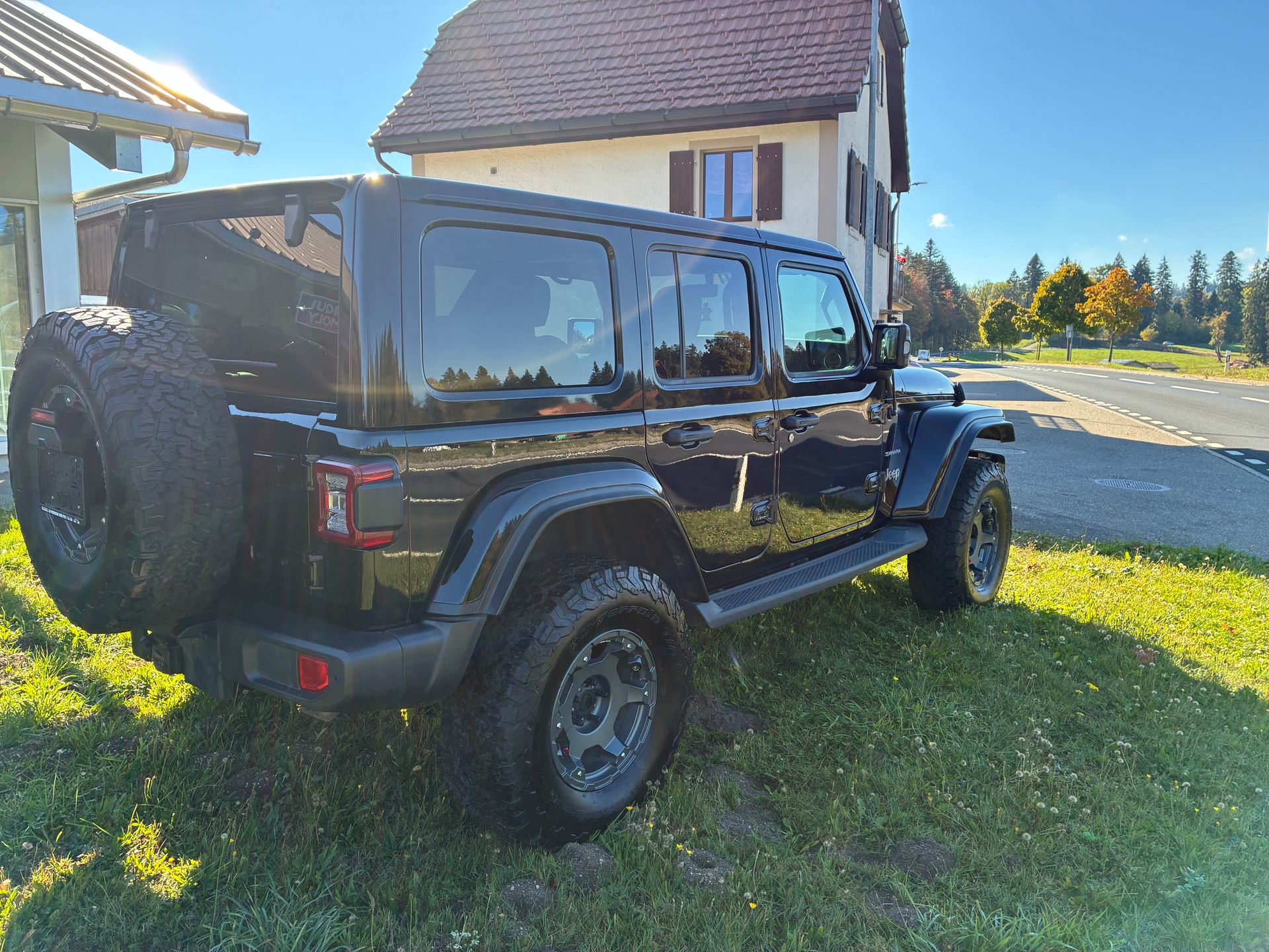JEEP Wrangler 2.0 Unlimited Sahara Automatic-image-5
