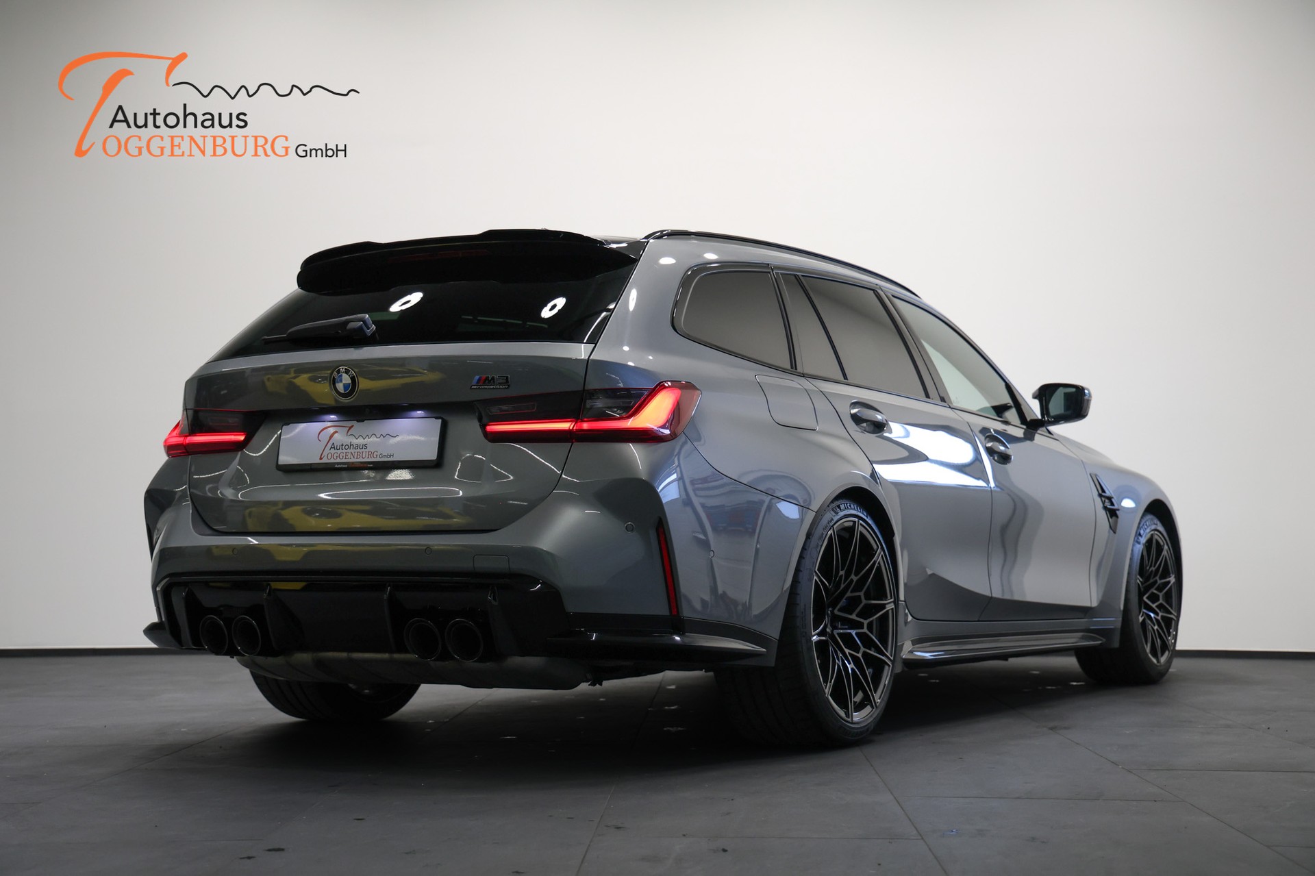 BMW M3 Touring xDrive Competition M LCI *BMW Werksgarantie bis 10.2028*-image-8