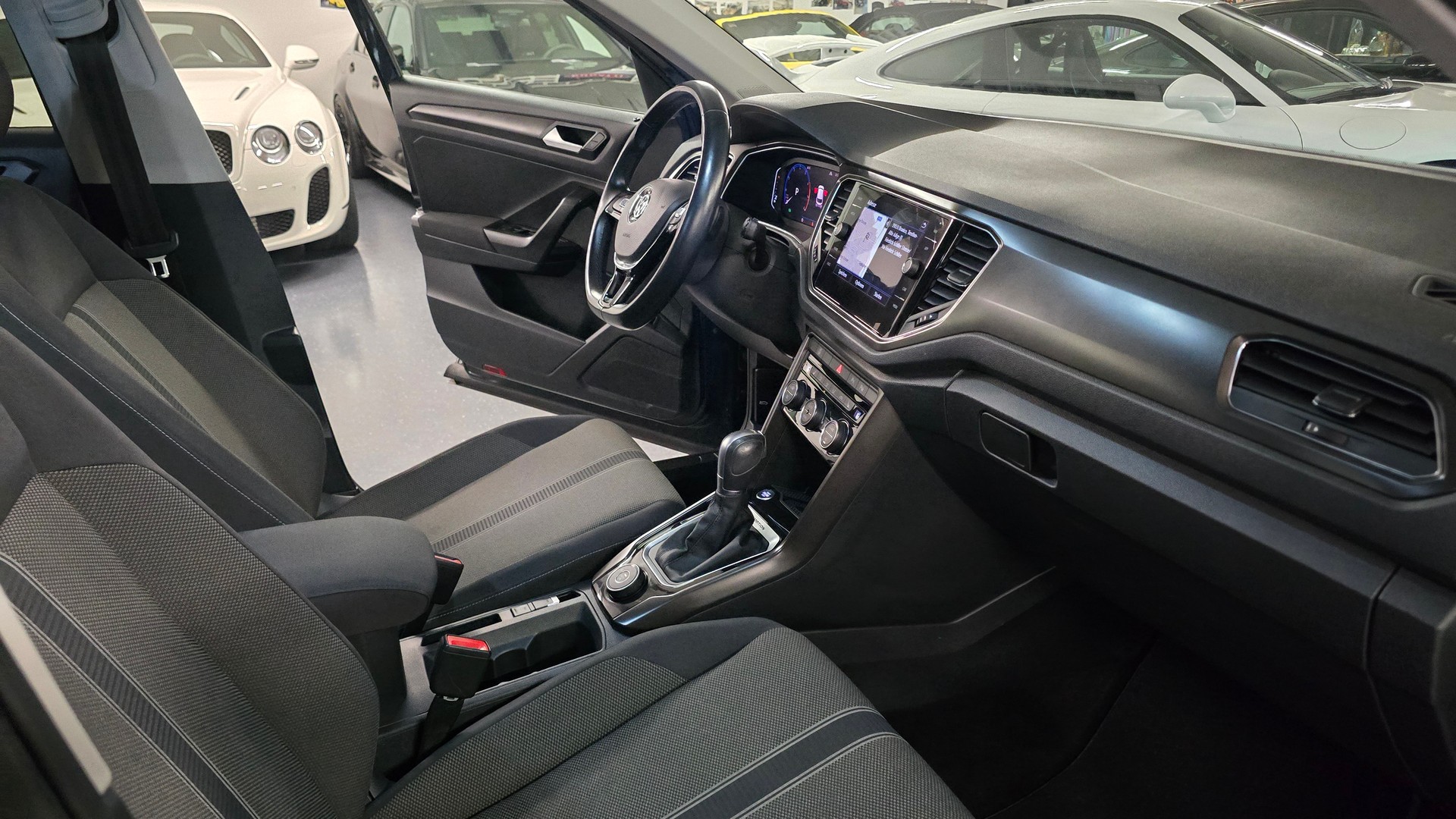 VW T-Roc 1.5 TSI EVO Sport DSG 4Motion-image-16