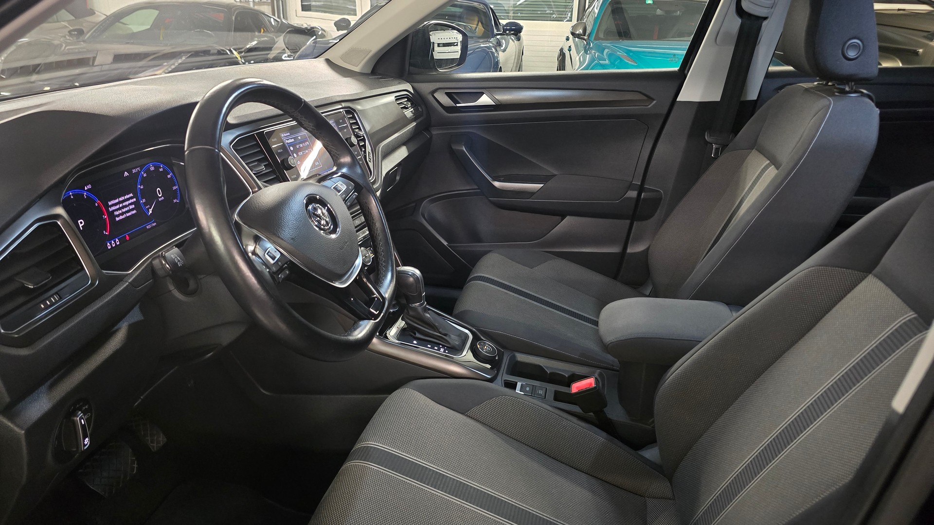 VW T-Roc 1.5 TSI EVO Sport DSG 4Motion-image-13