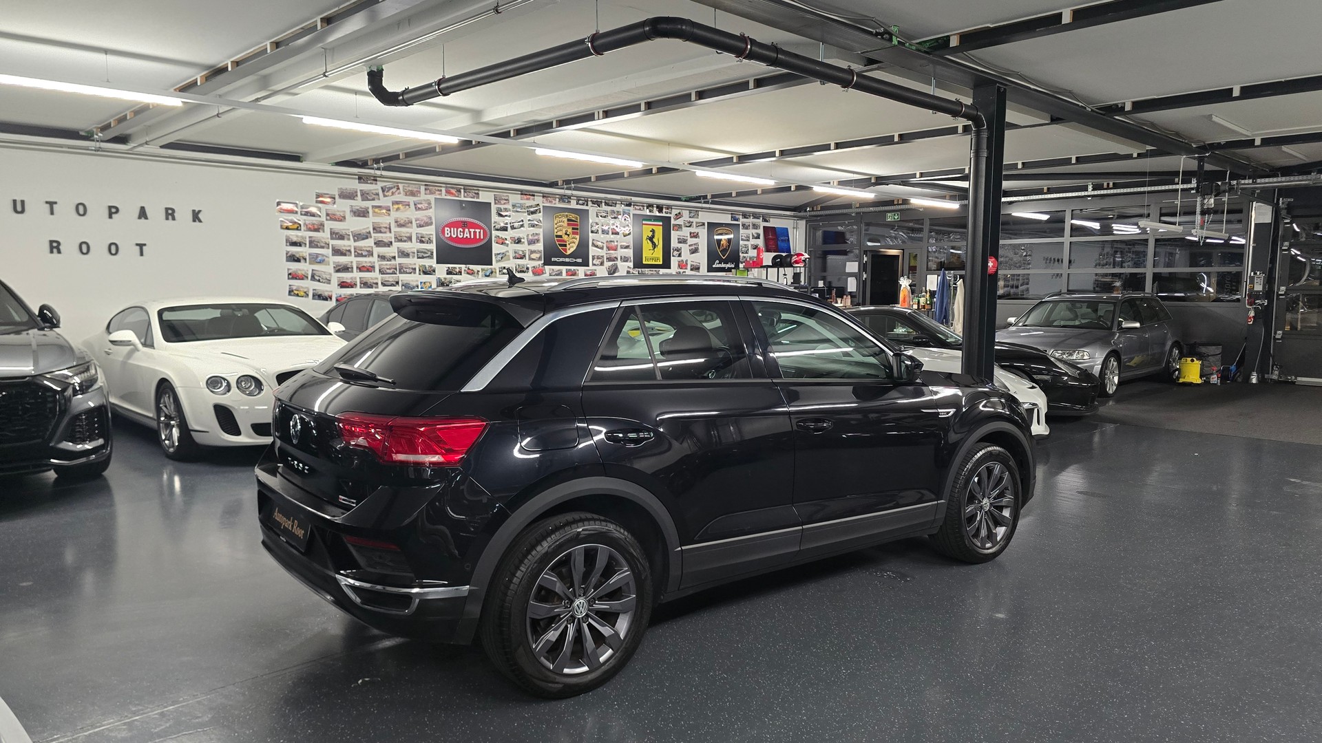 VW T-Roc 1.5 TSI EVO Sport DSG 4Motion-image-4